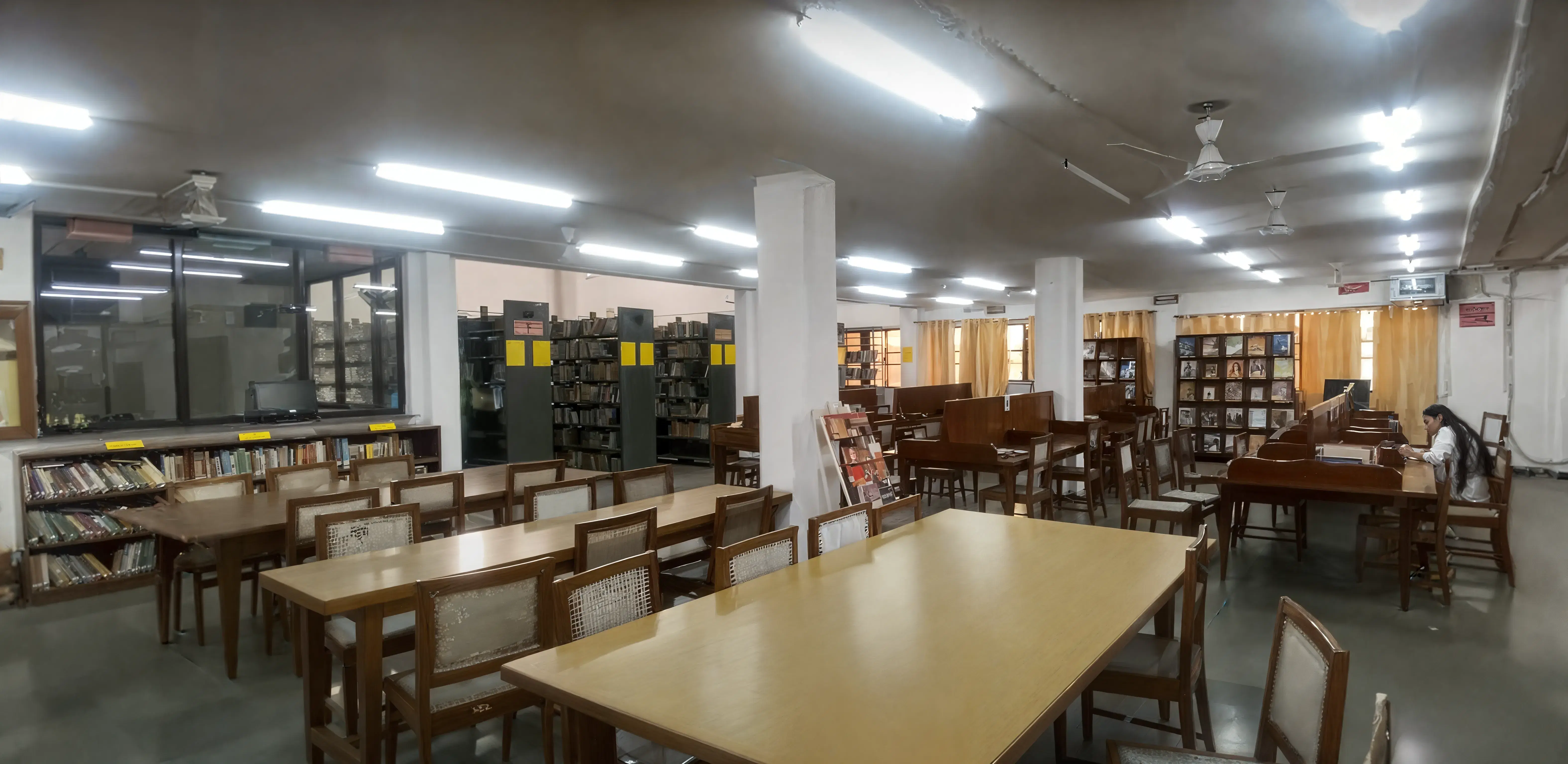 Vivekananda College Library photo 4