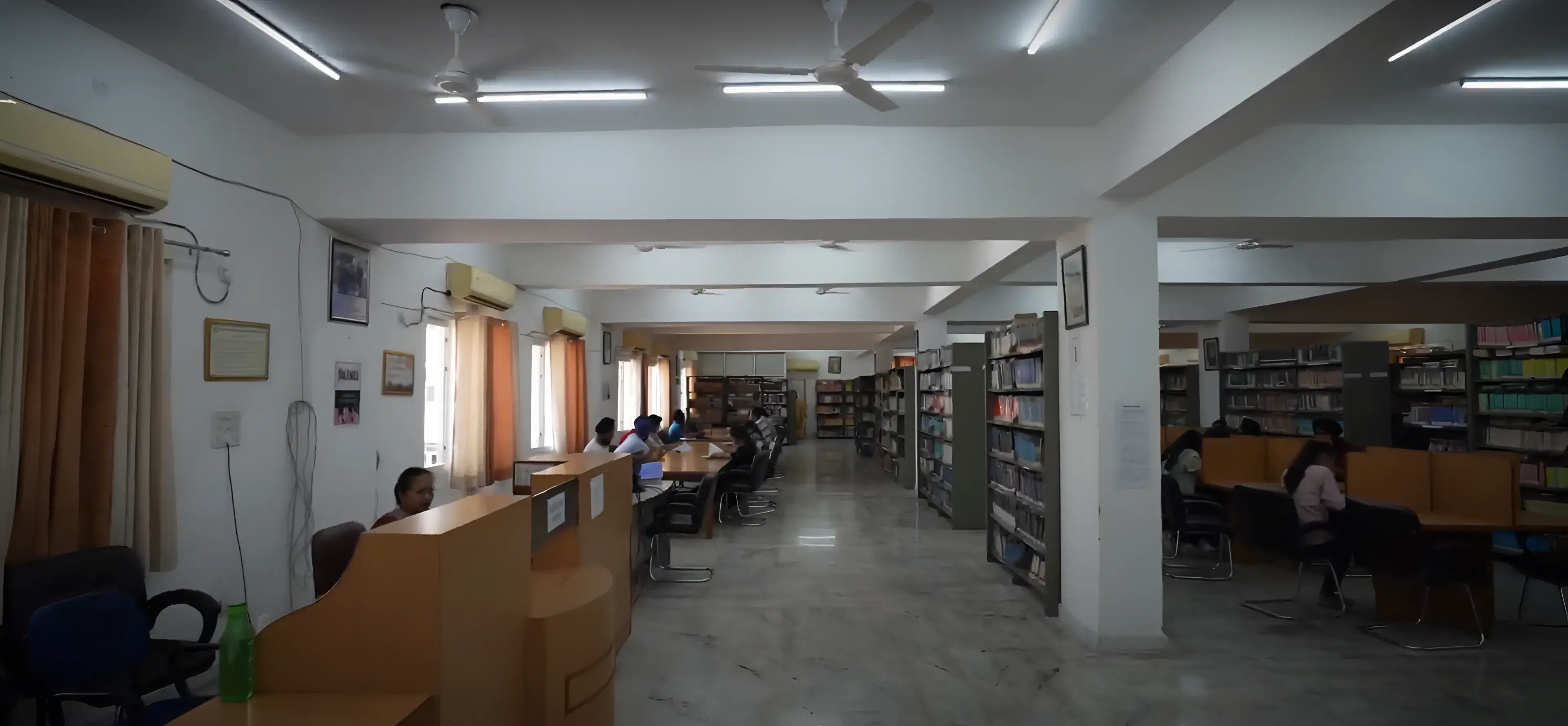 SGTBIMIT Library photo 2