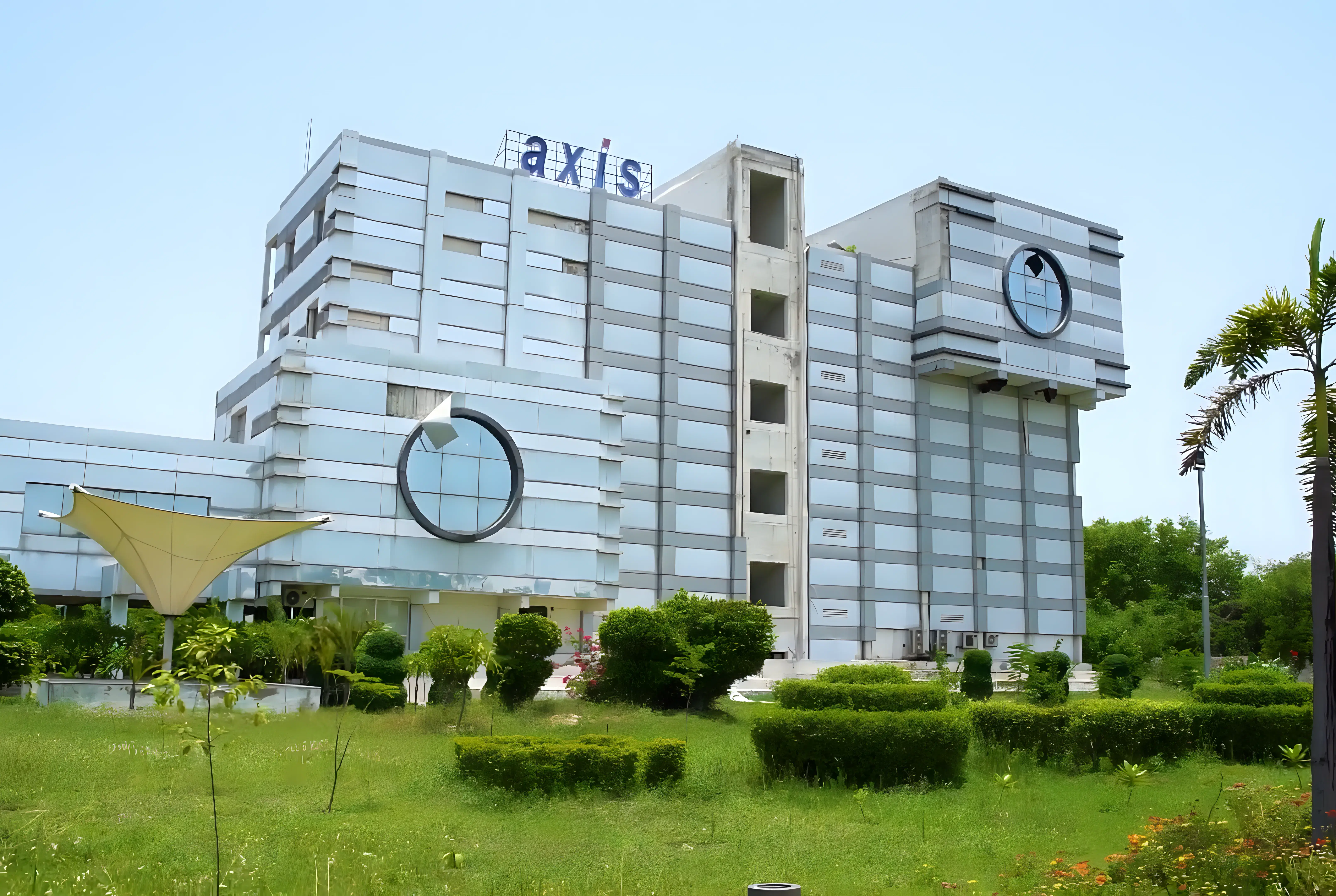 Axis Colleges Kanpur Academic Infrastructure photo 1