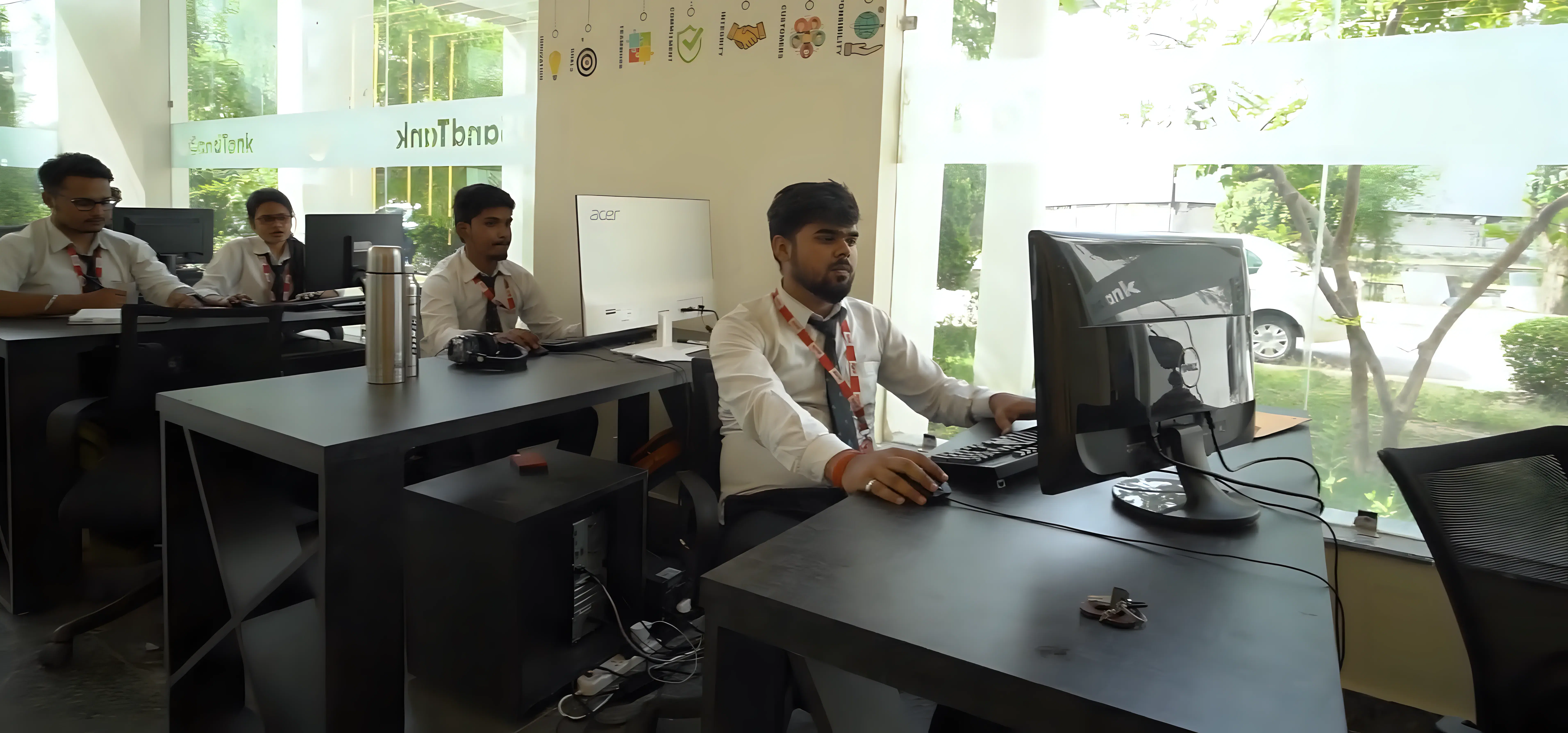 Axis Colleges Kanpur hostel photo 1