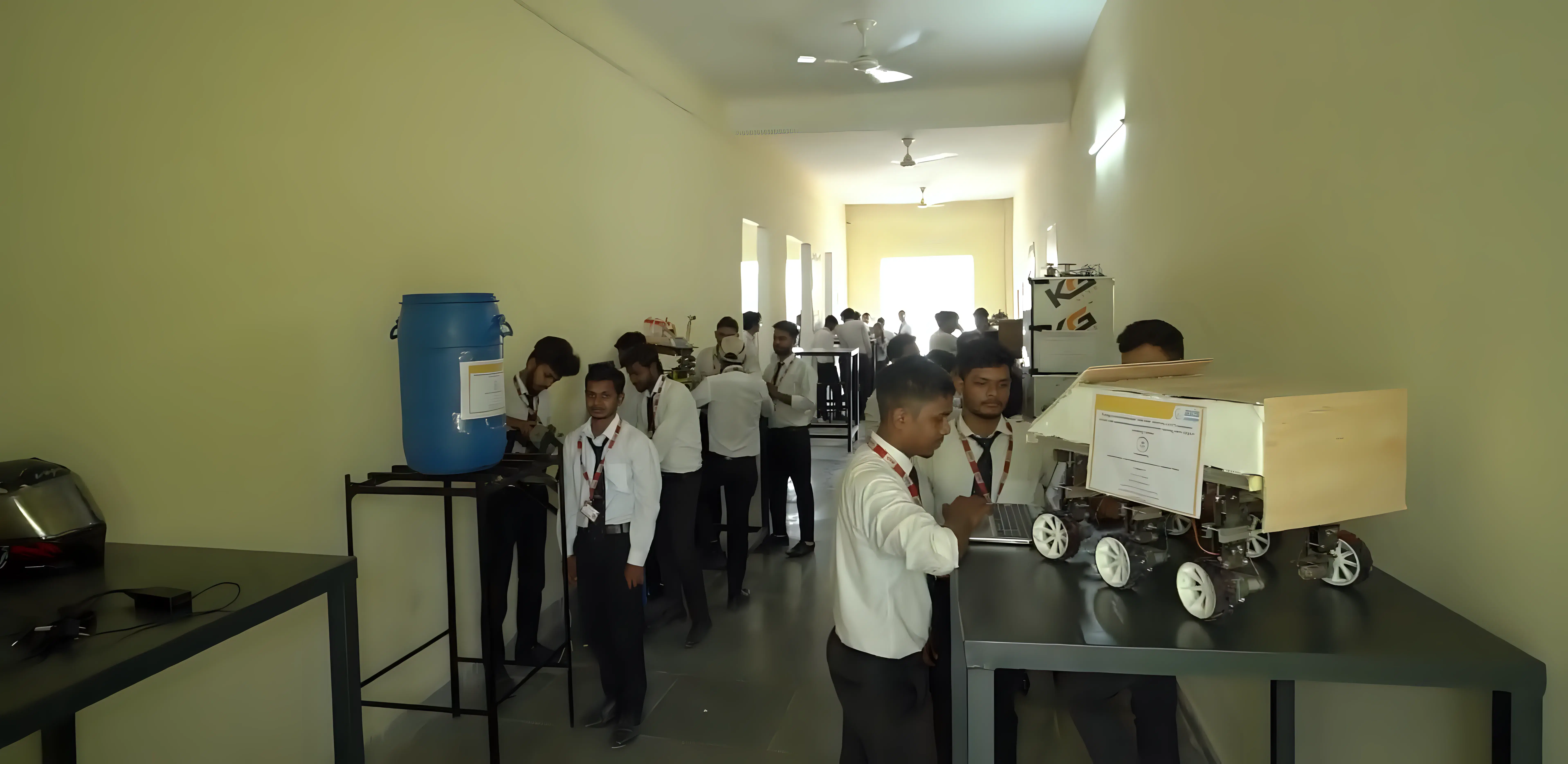 Axis Colleges Kanpur Academic Infrastructure photo 6