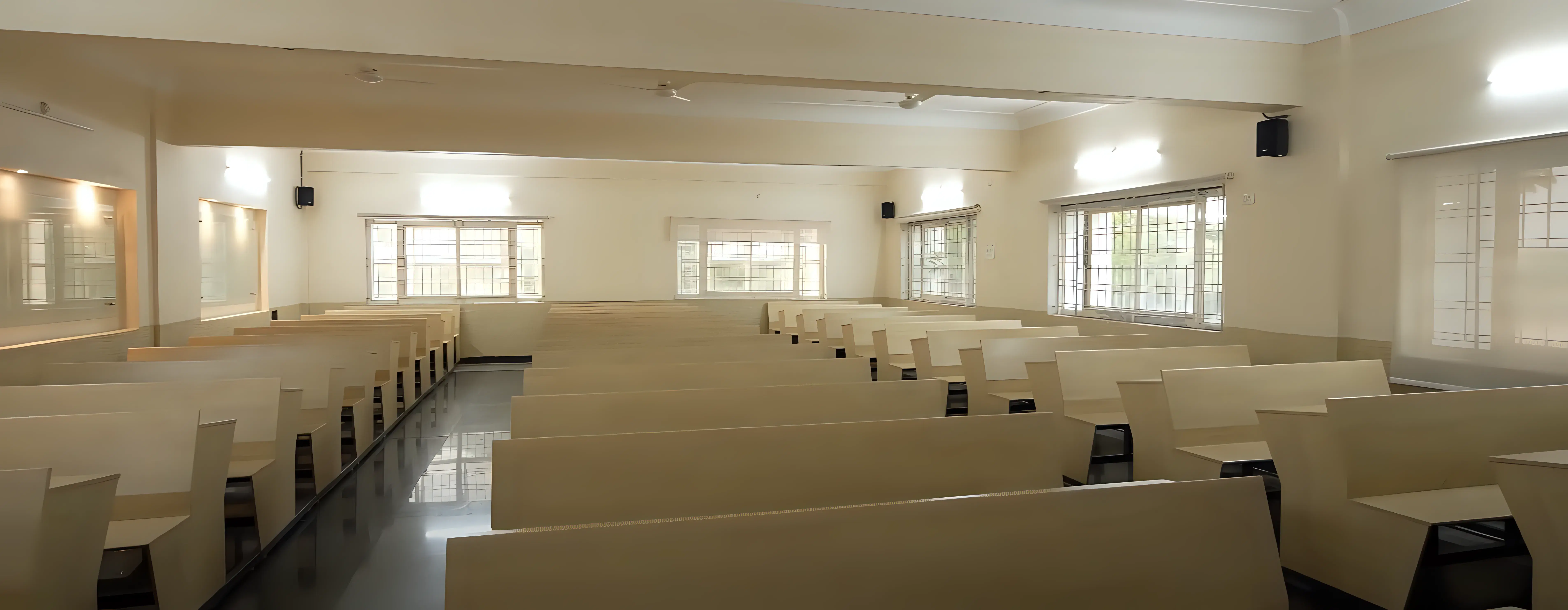 Vishwa Vishwani Institute of Systems and Management Hyderabad Classroom photo 2