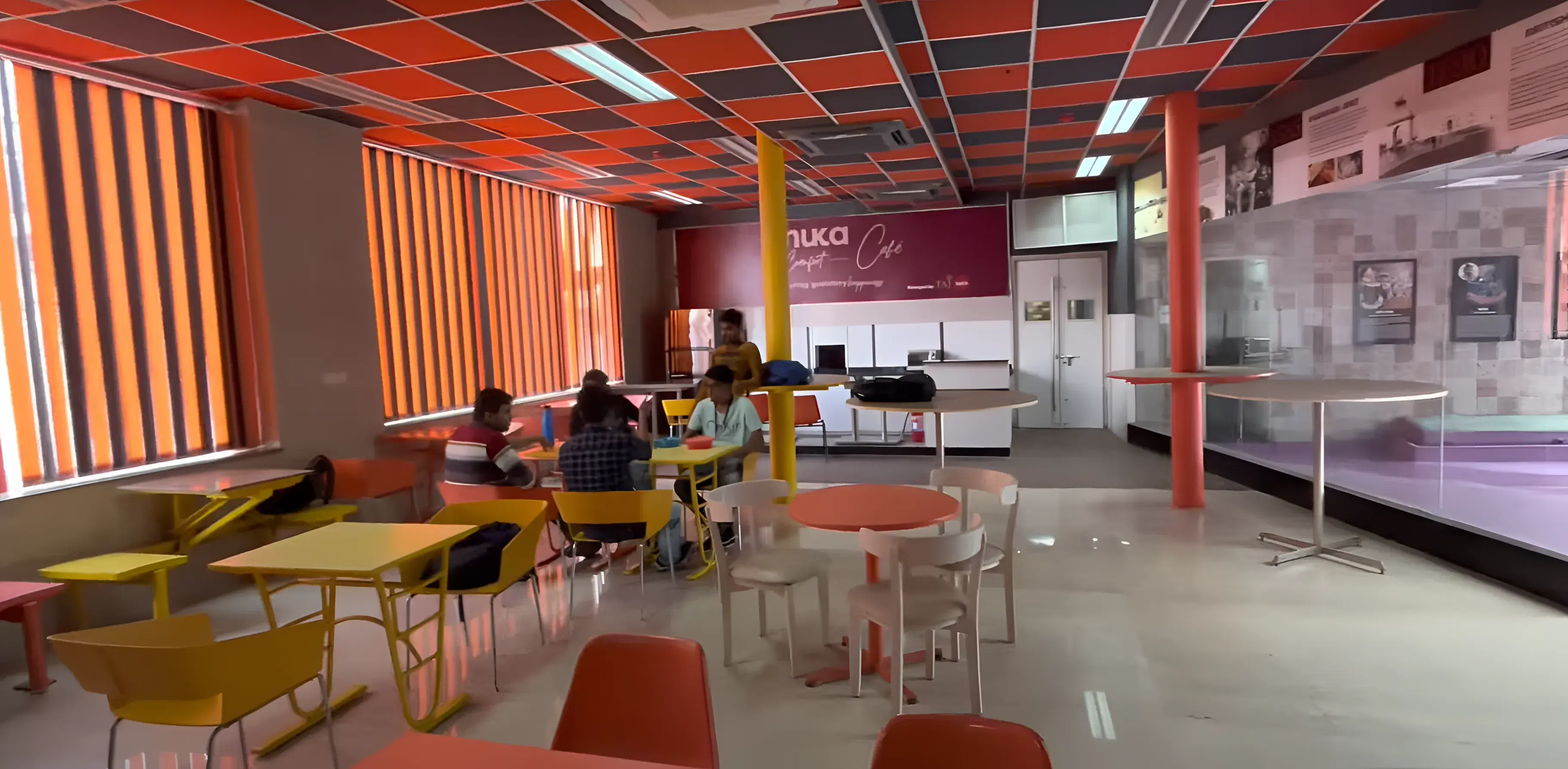 ILEAD Canteen photo 4