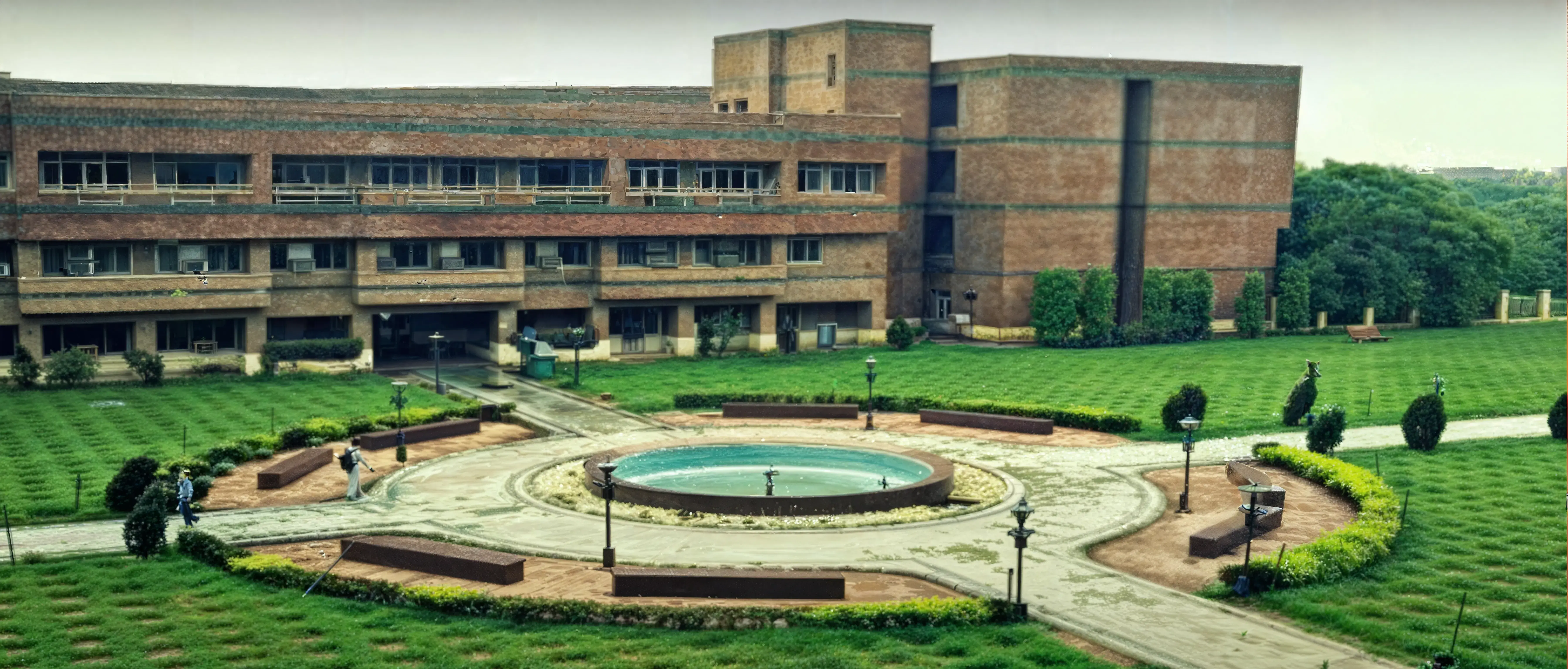 Netaji Subhash Chandra Bose Subharti Medical College Meerut Campus photo 2