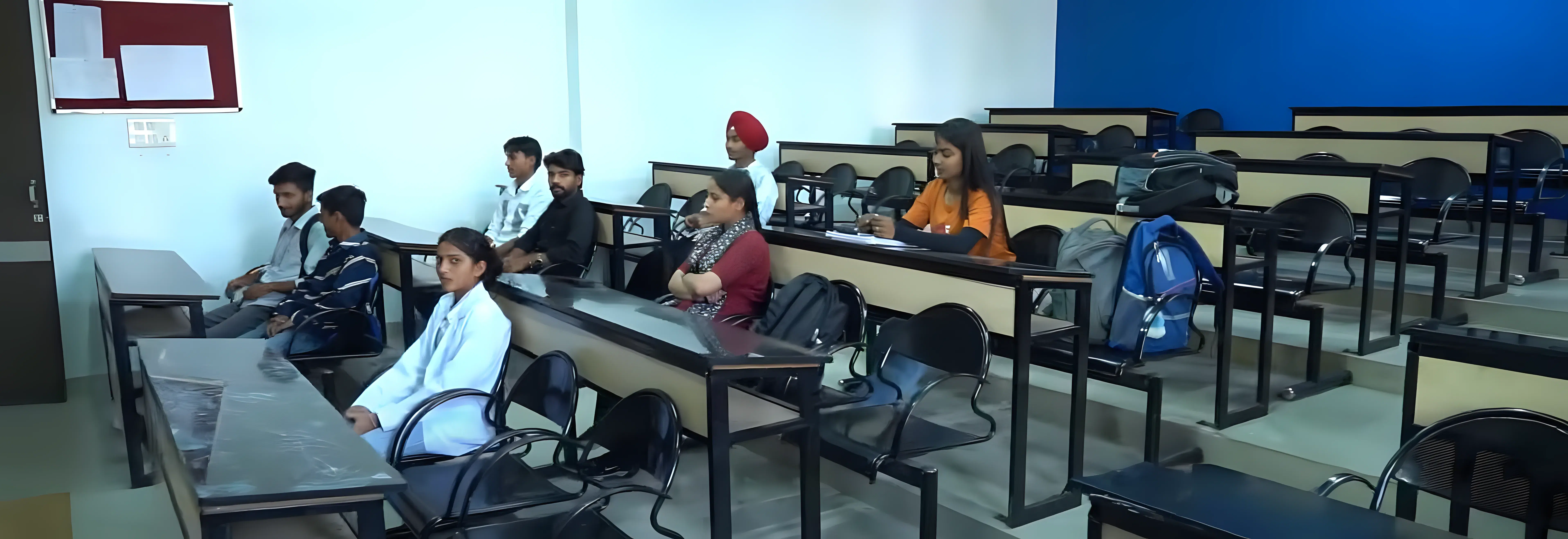 Global Group of Institutes Amritsar classroom photo 3