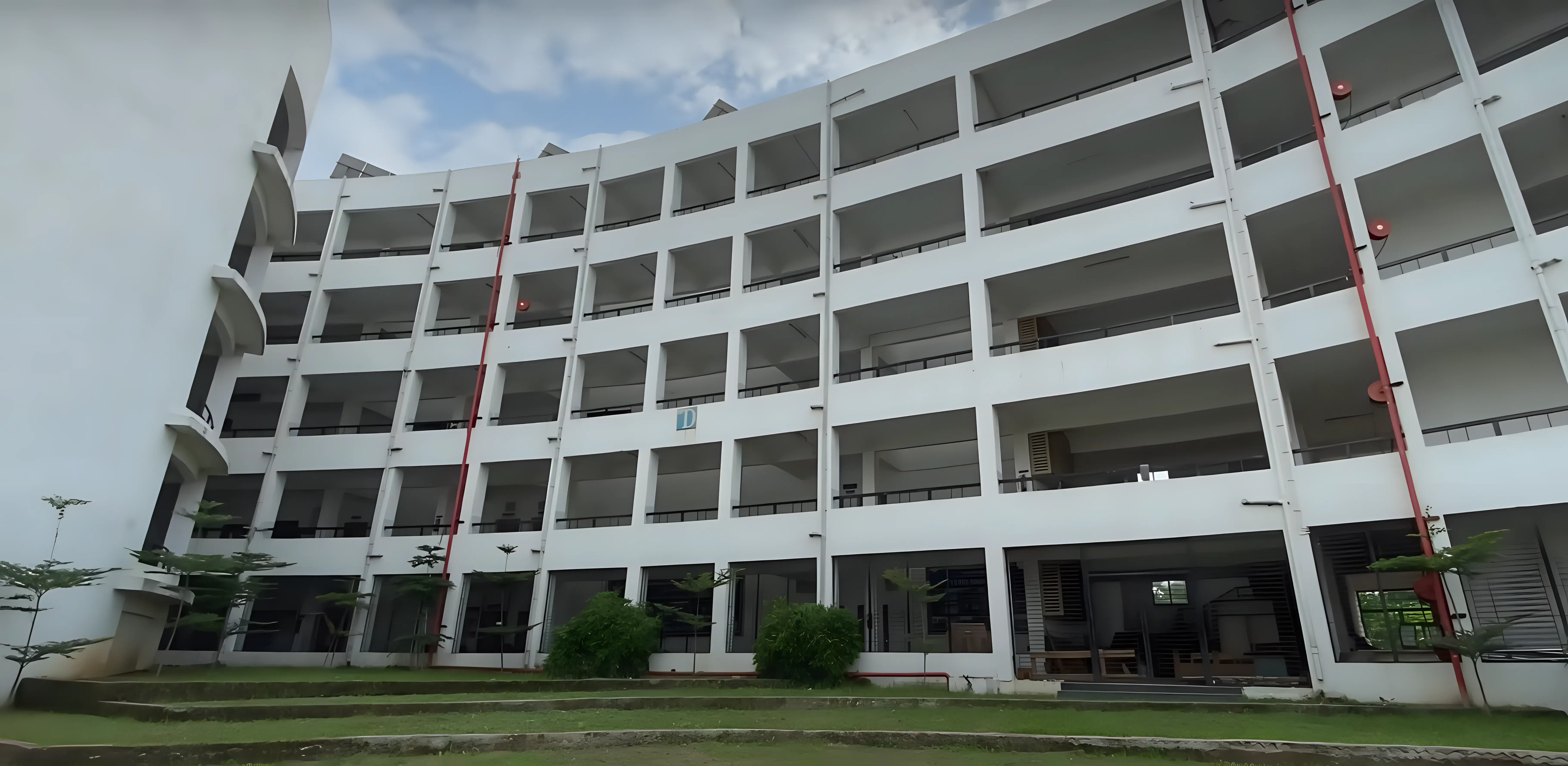 PCE Nagpur Campus photo 1