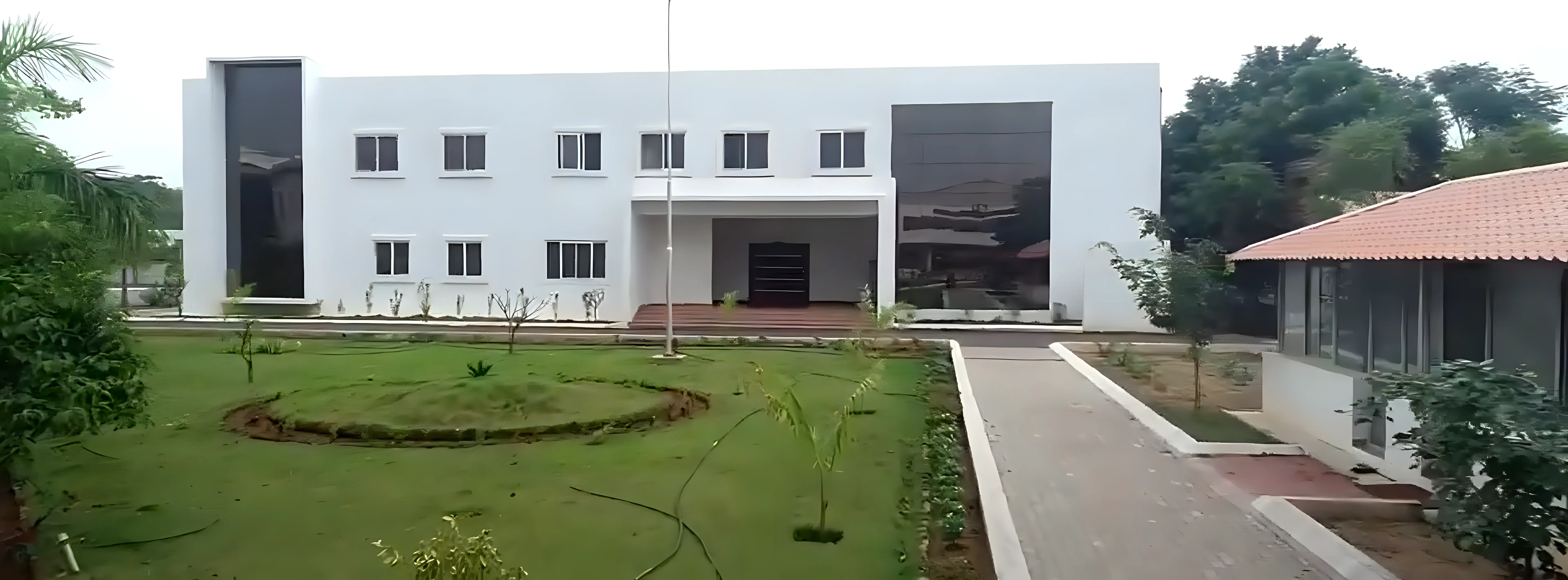 SSM Institute of Engineering and Technology Dindigul Campus photo 2