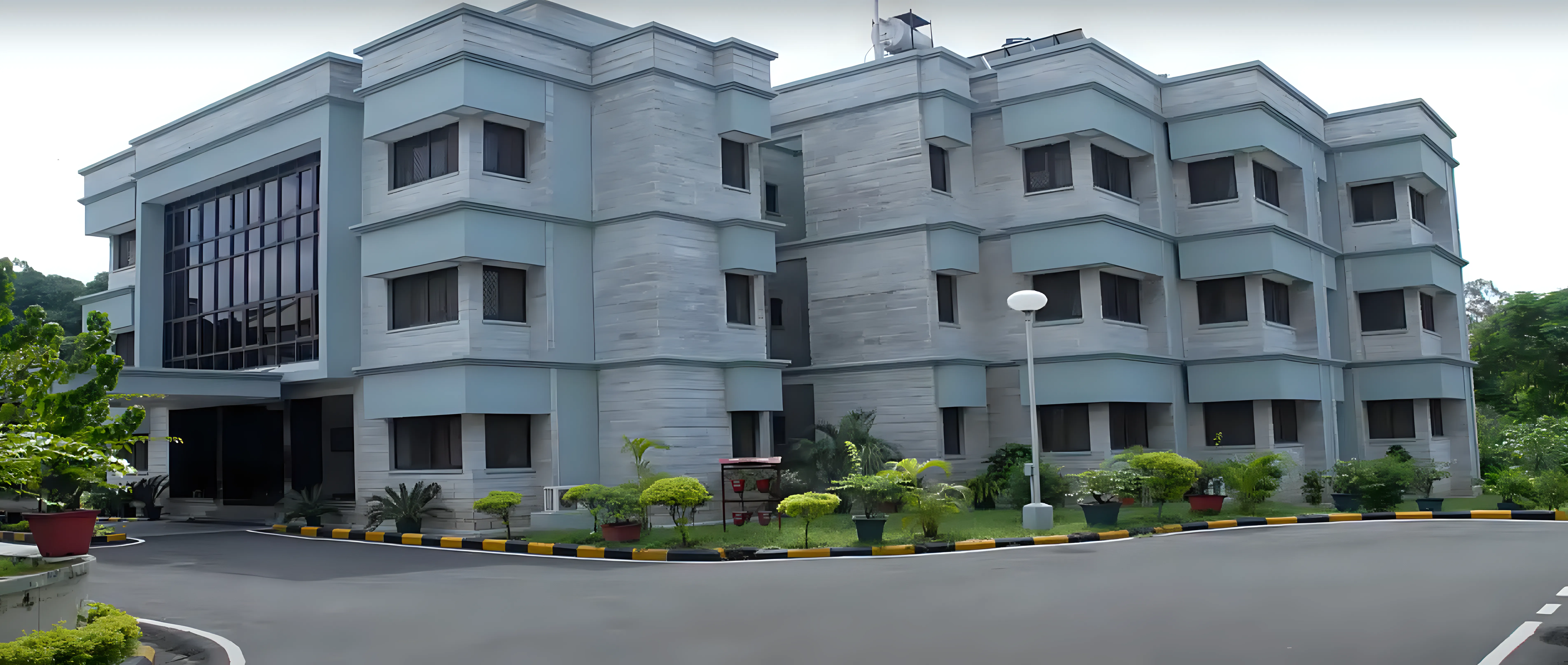 IIRS campus buildings photo 5