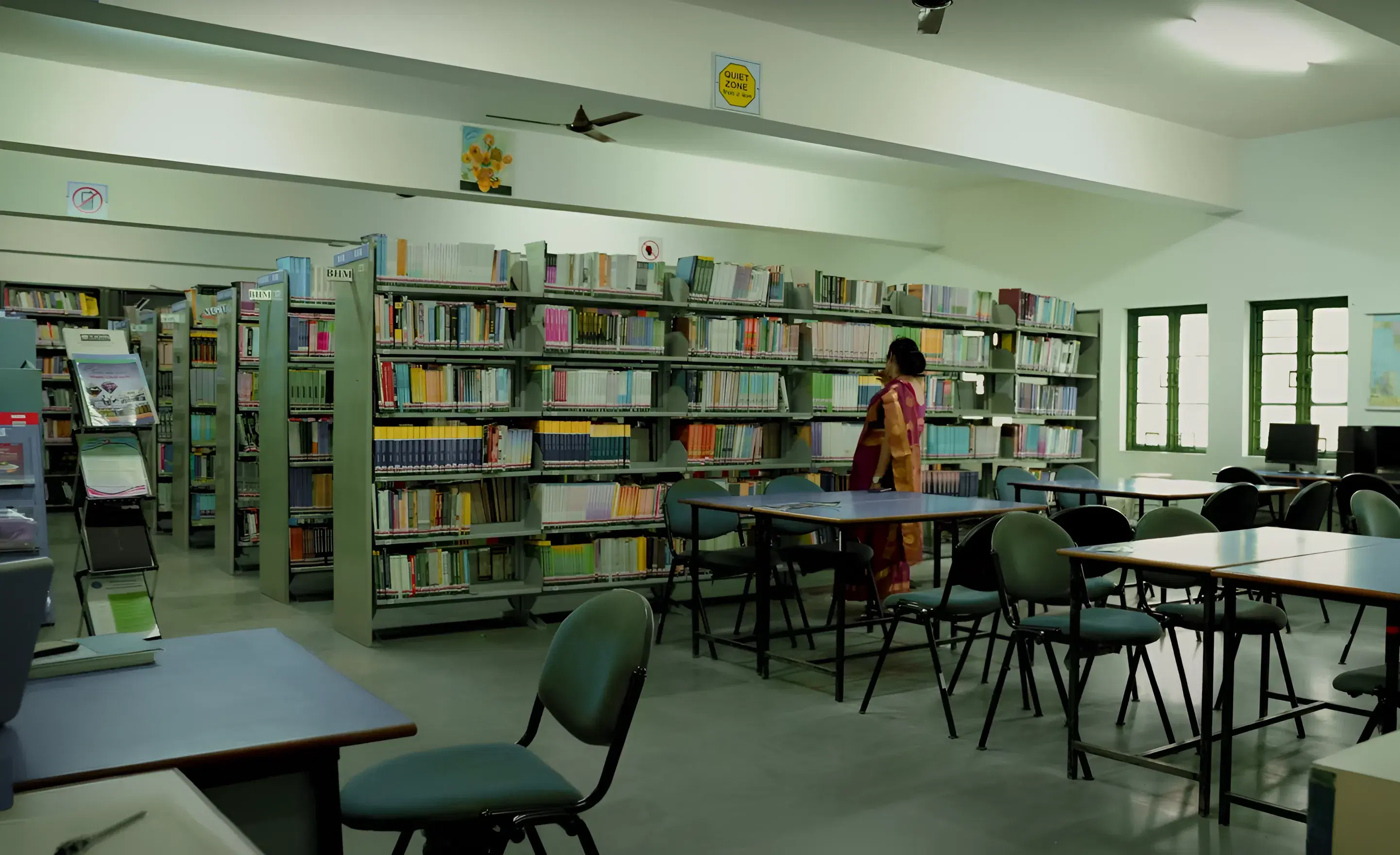 T John College Bangalore Library photo 1