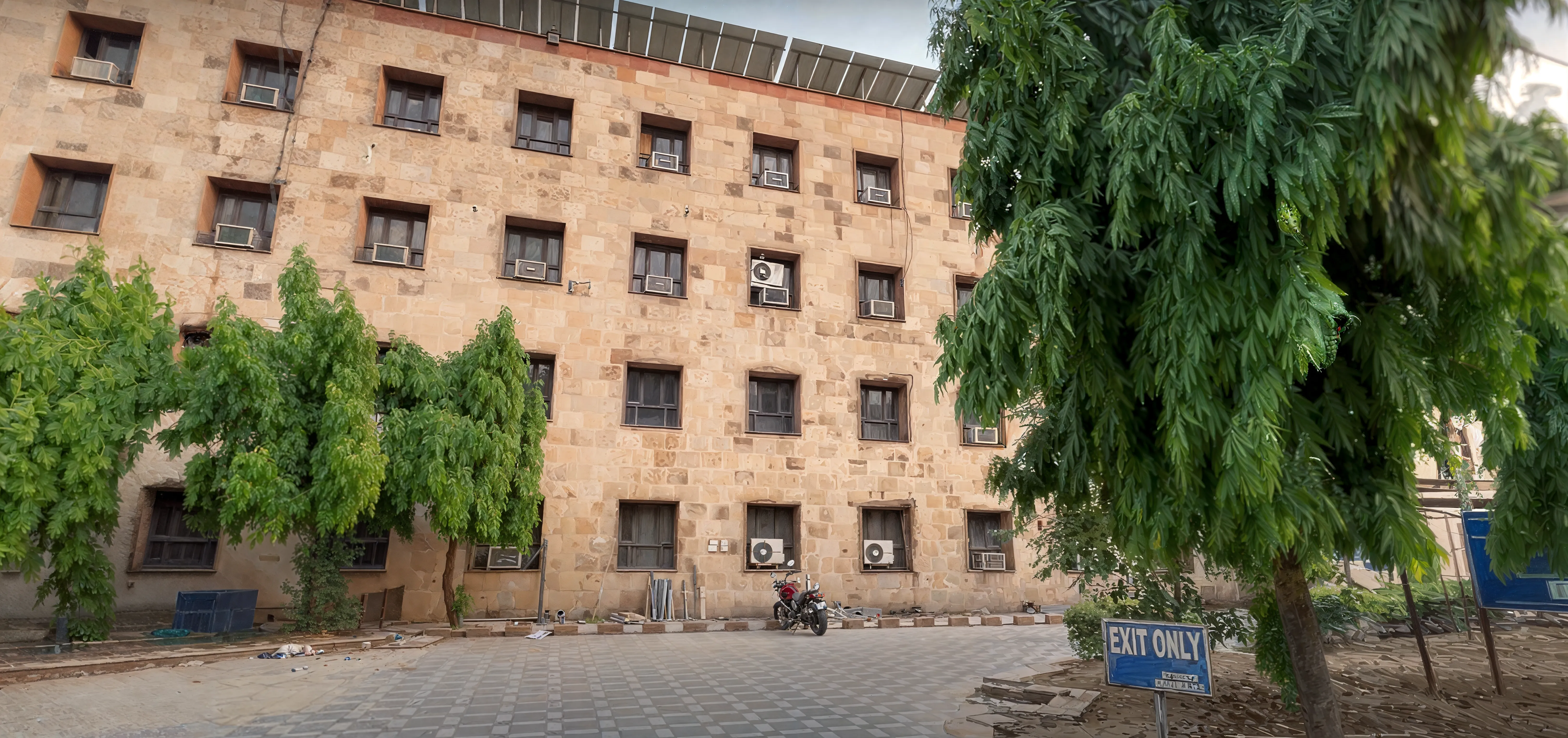 Maulana Azad Institute of Dental Sciences Campus photo 14