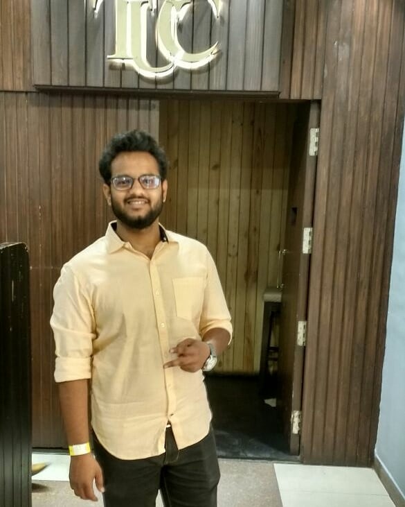 Deshpande Digvijay Madhav