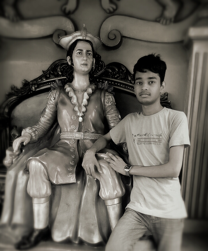 Mo Hassan Raza