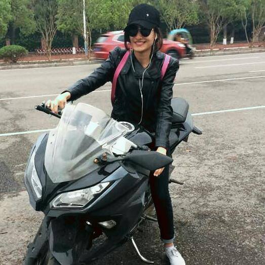 Saloni