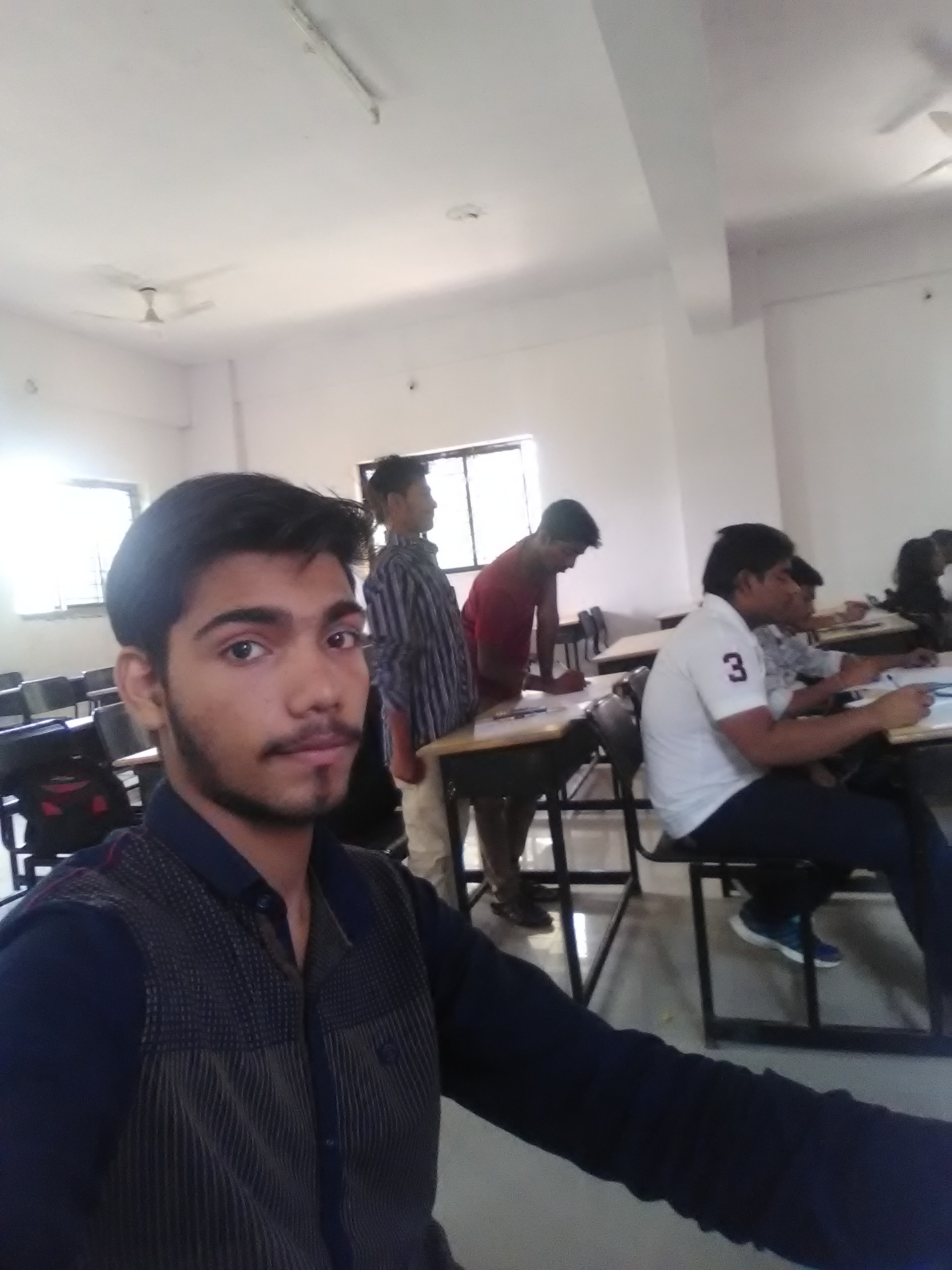 Varia Sushilkumar A