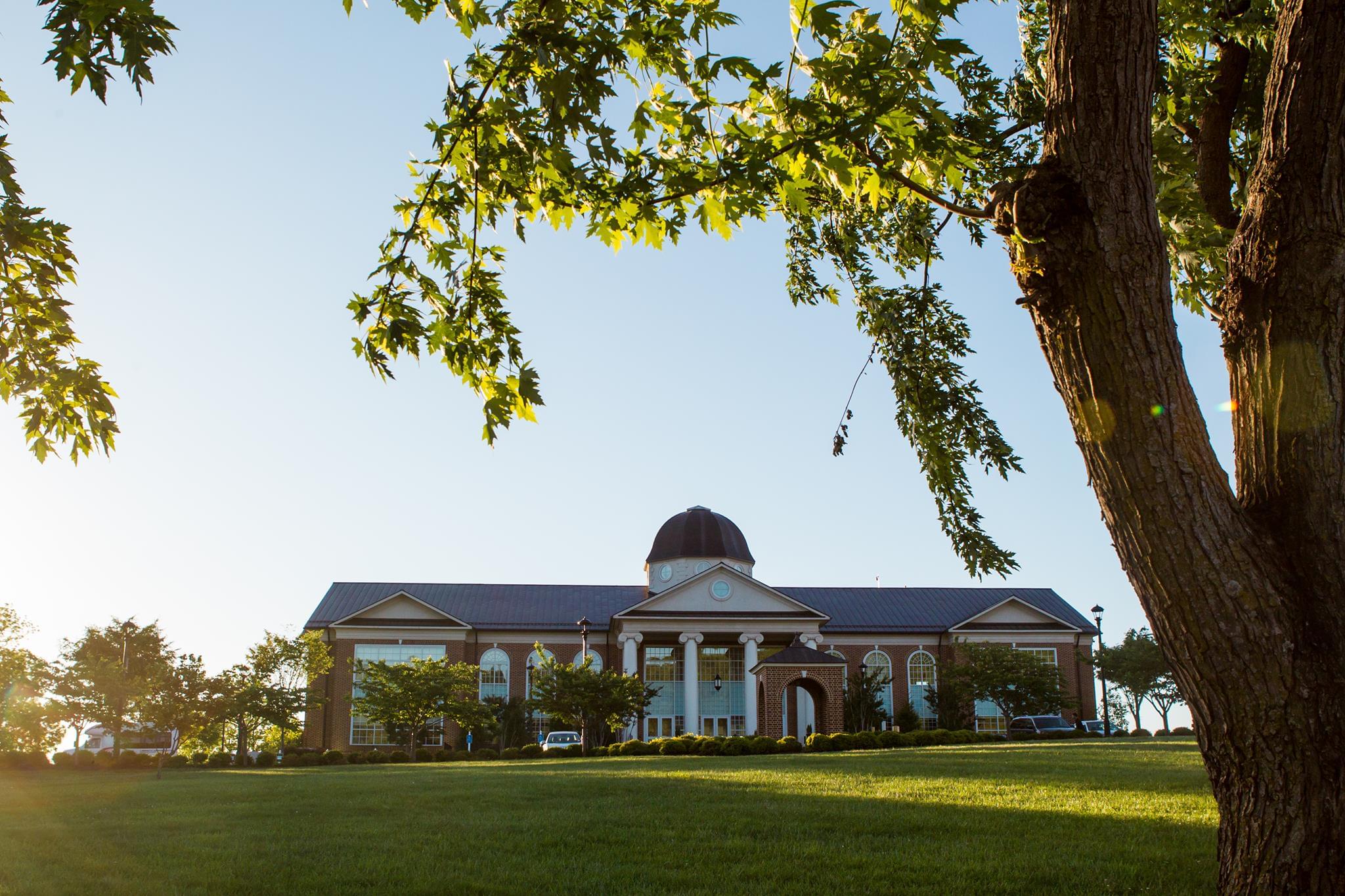 Liberty University Campus, Courses, Admissions, Fees, Scholarships and