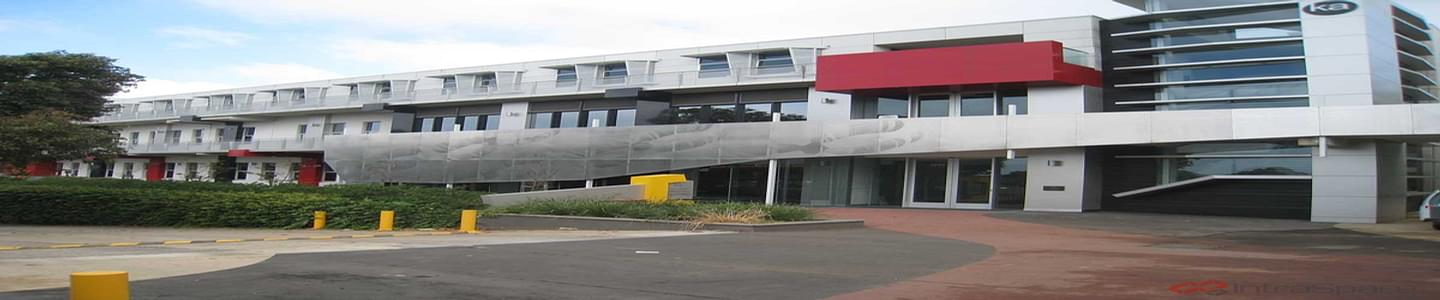 Deakin College banner