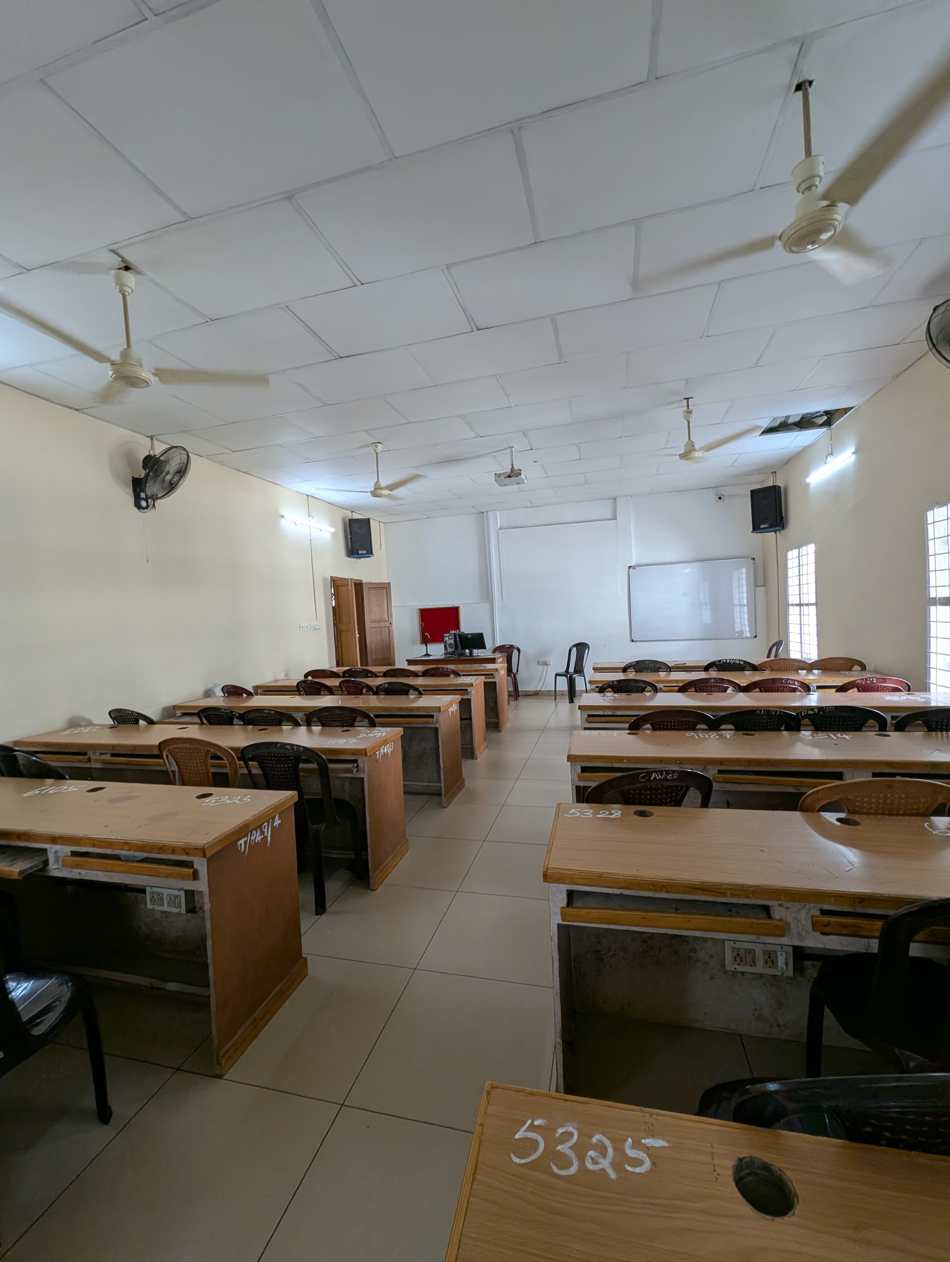 St Joseph College of Communication Changanacherry Classroom media (5) by 1763724811_ClassRoomBack(2).jpg