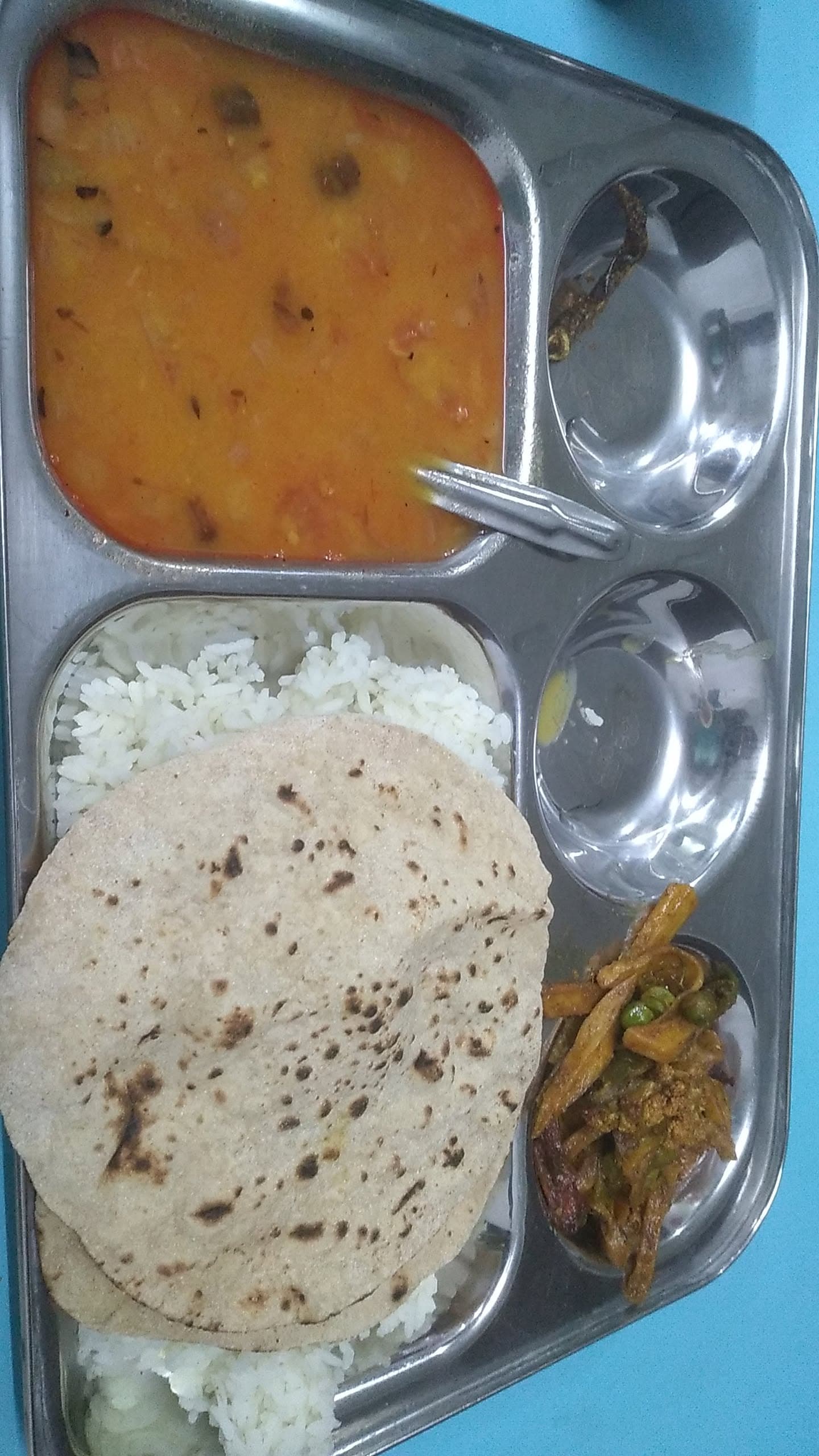 SHUATS Hostel Mess Food media (9) by 1768630406_Snapchat-1836992406.jpg