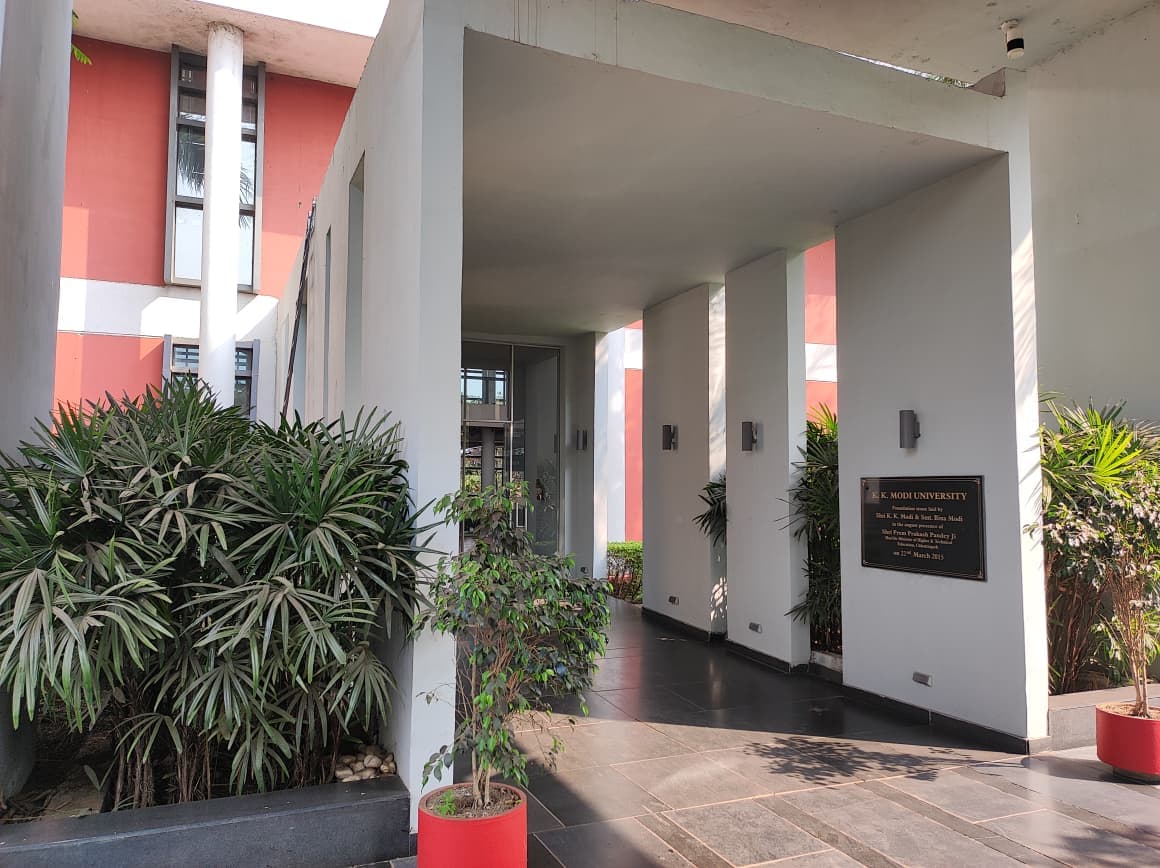 KK Modi University Bhilai Campus Corridors media (9) by 1769773571_WhatsAppImage2026-01-23at15.52.11.jpeg