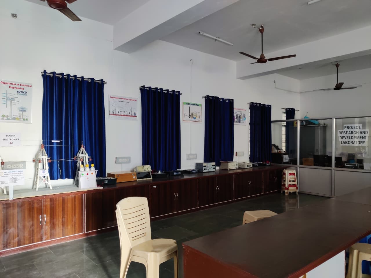 AKS University Satna Campus Labs media (12) by 1769851680_WhatsAppImage2026-01-10at1.13.57PM.jpeg