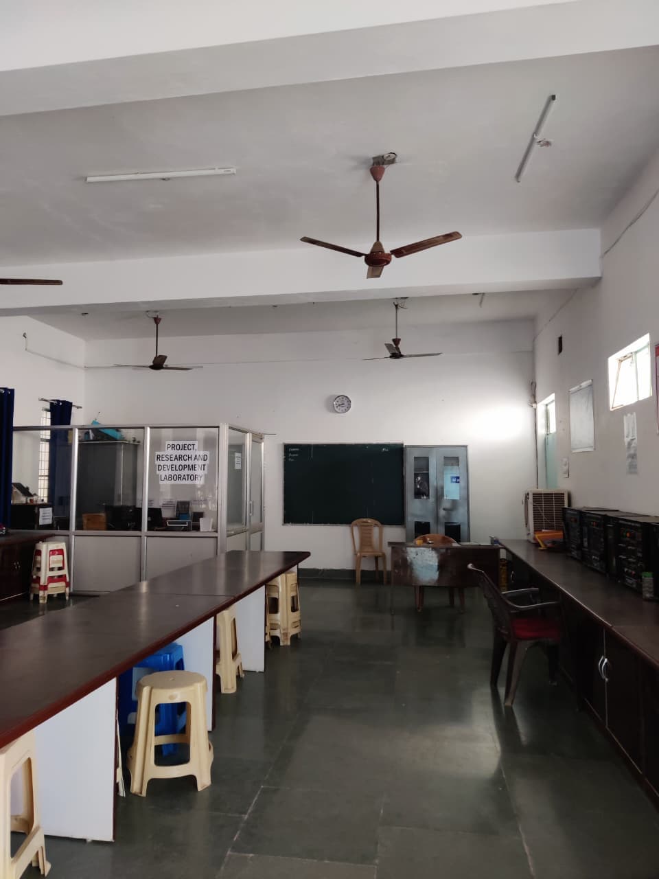 AKS University Satna Campus Labs media (13) by 1769851680_WhatsAppImage2026-01-10at1.13.58PM.jpeg