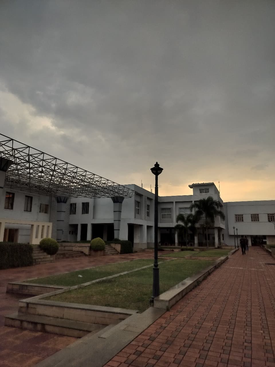 KLE Technological University Hubli Academic Block- Main Building media (12) by 1770041483_WhatsAppImage2025-12-16at3.22.51PM.jpeg