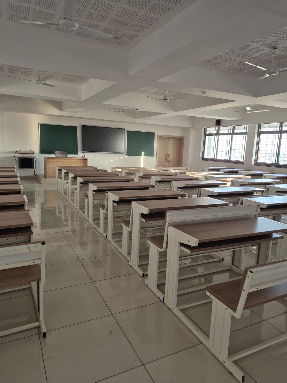 Ramdeobaba University Classroom media (14) by 1770041958_WhatsAppImage2025-12-23at16.47.02.jpeg