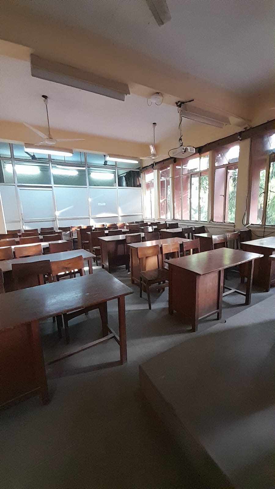 Kamala Nehru College Classroom media (13) by 1770042161_fb48952b-77e8-43dc-8167-0b58561daff4.jpg
