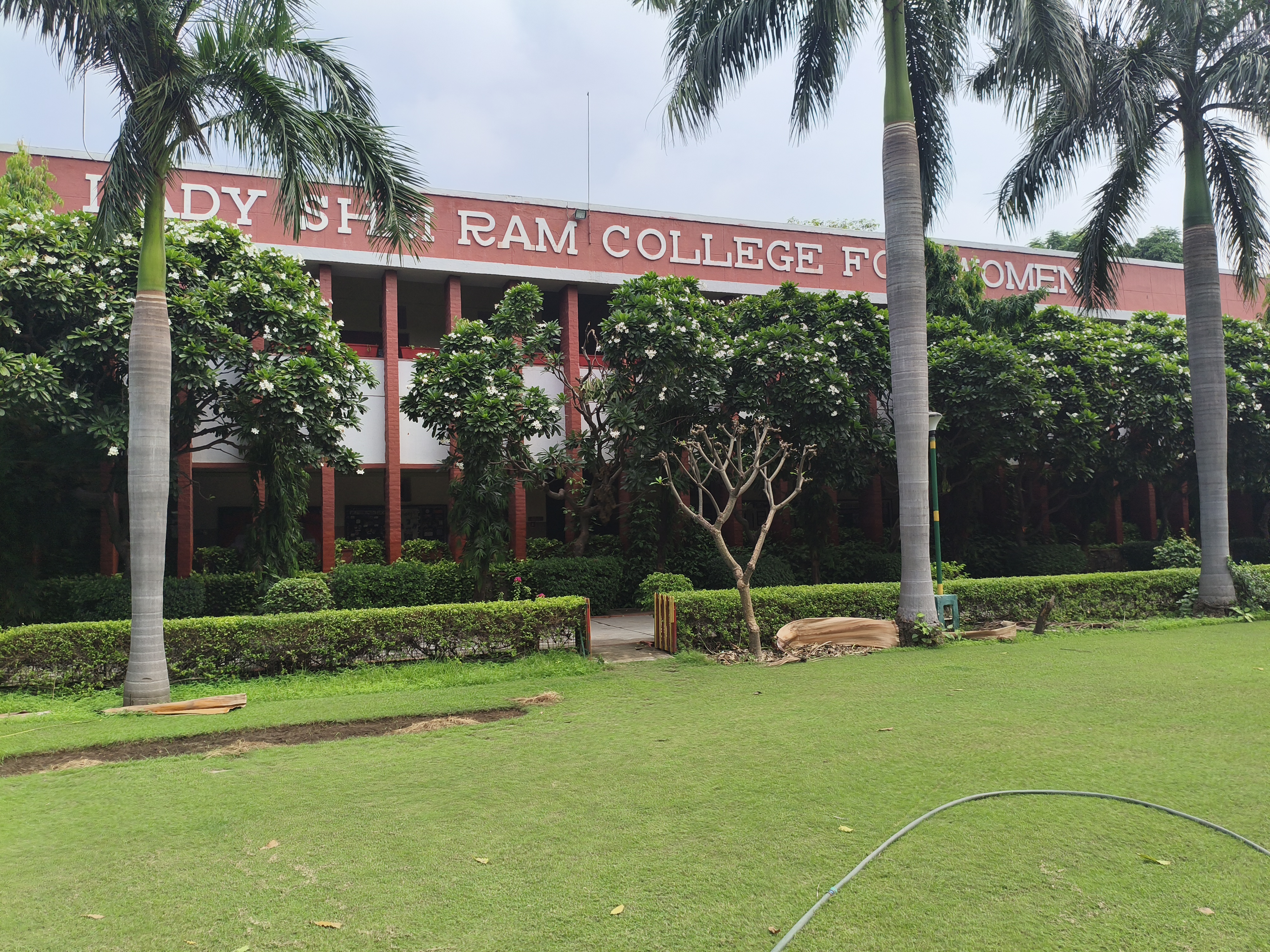 LSR Delhi Academic Block- Main Building media (14) by 1770042232_CopyofIMG_20251001_101810-SakshiGaur.jpg