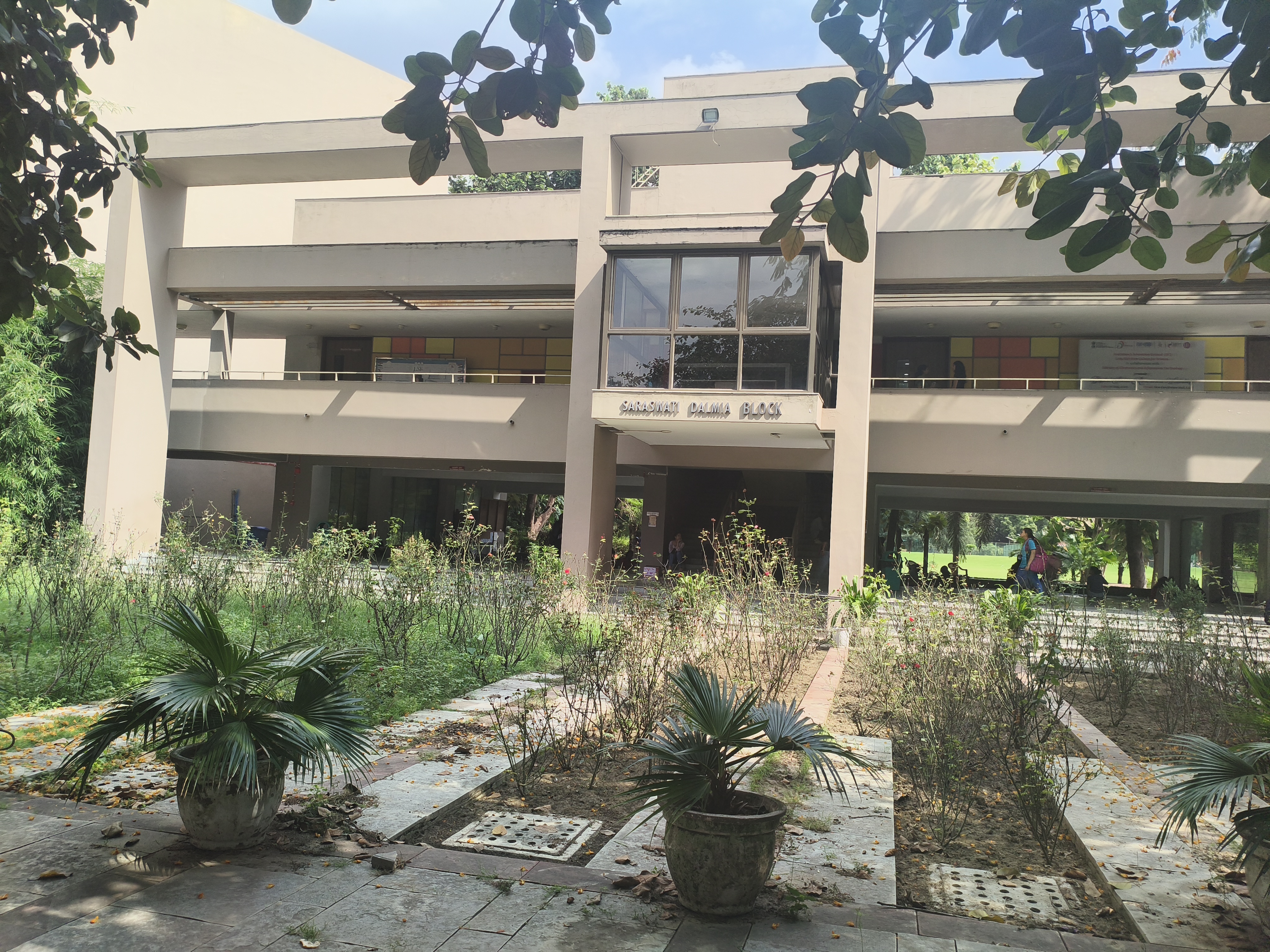 LSR Delhi Academic Block- Main Building media (13) by 1770042232_CopyofIMG_20251003_133925-SakshiGaur.jpg