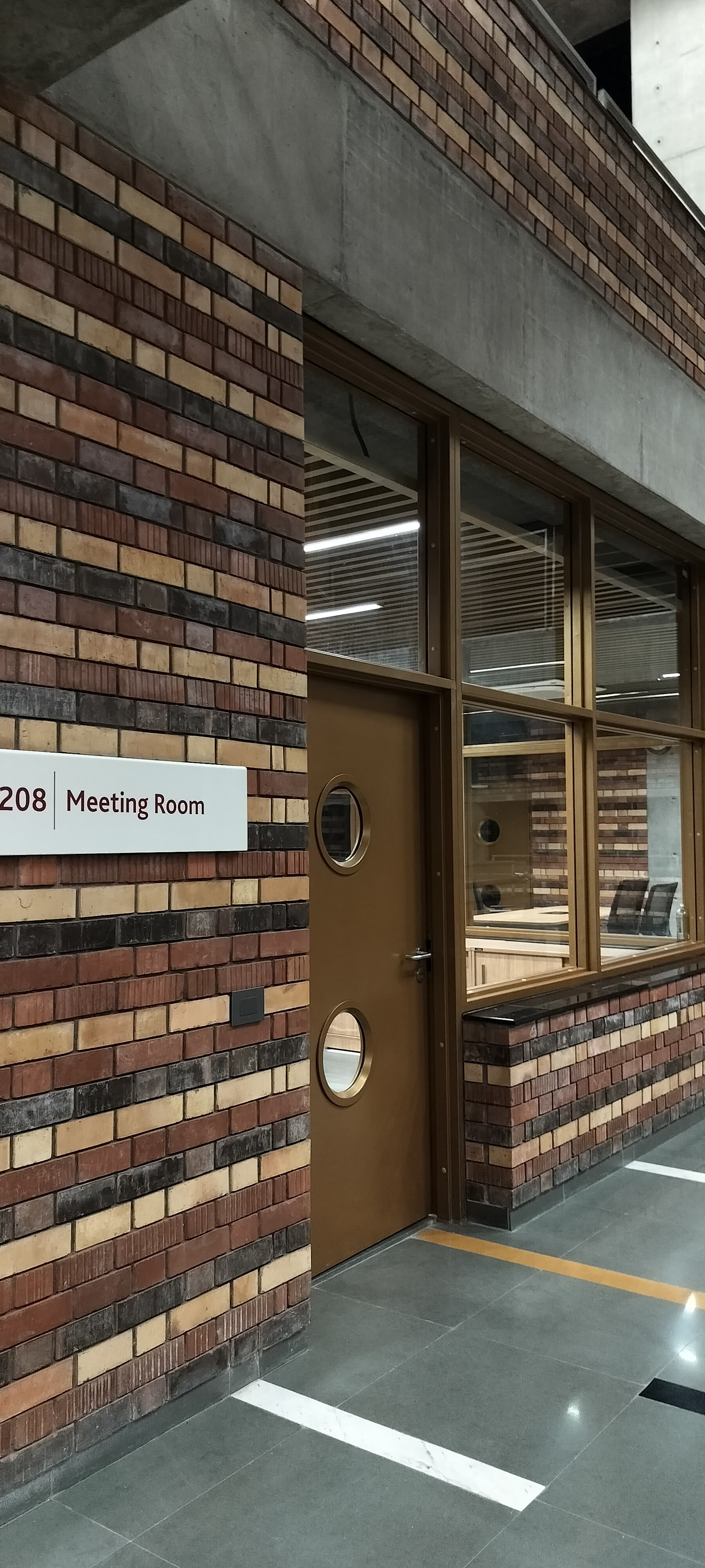 Ahmedabad University Others media (10) by 1770042652_MeetingRoom1.jpg