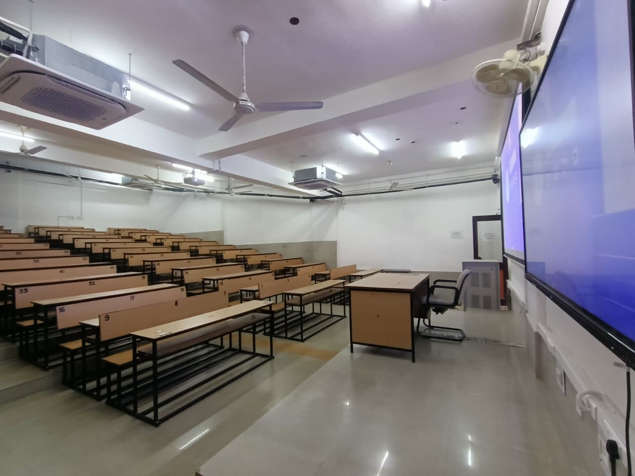 IIT Dhanbad Classroom media (5) by 1770042767_WhatsAppImage2026-01-07at2.00.47PM.jpeg