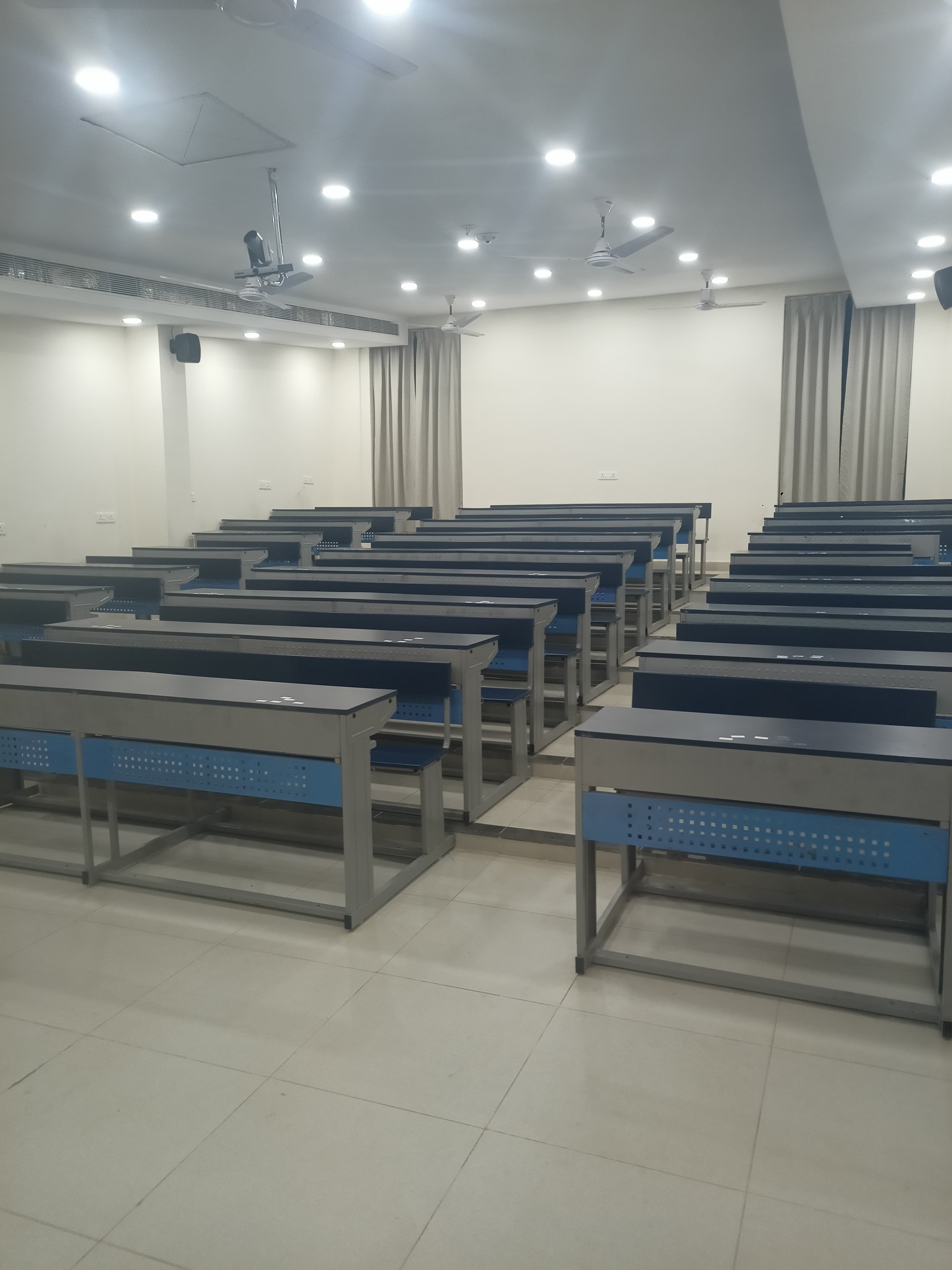 KIIT Classroom media (5) by 1770043090_IMG20251121174705.jpg