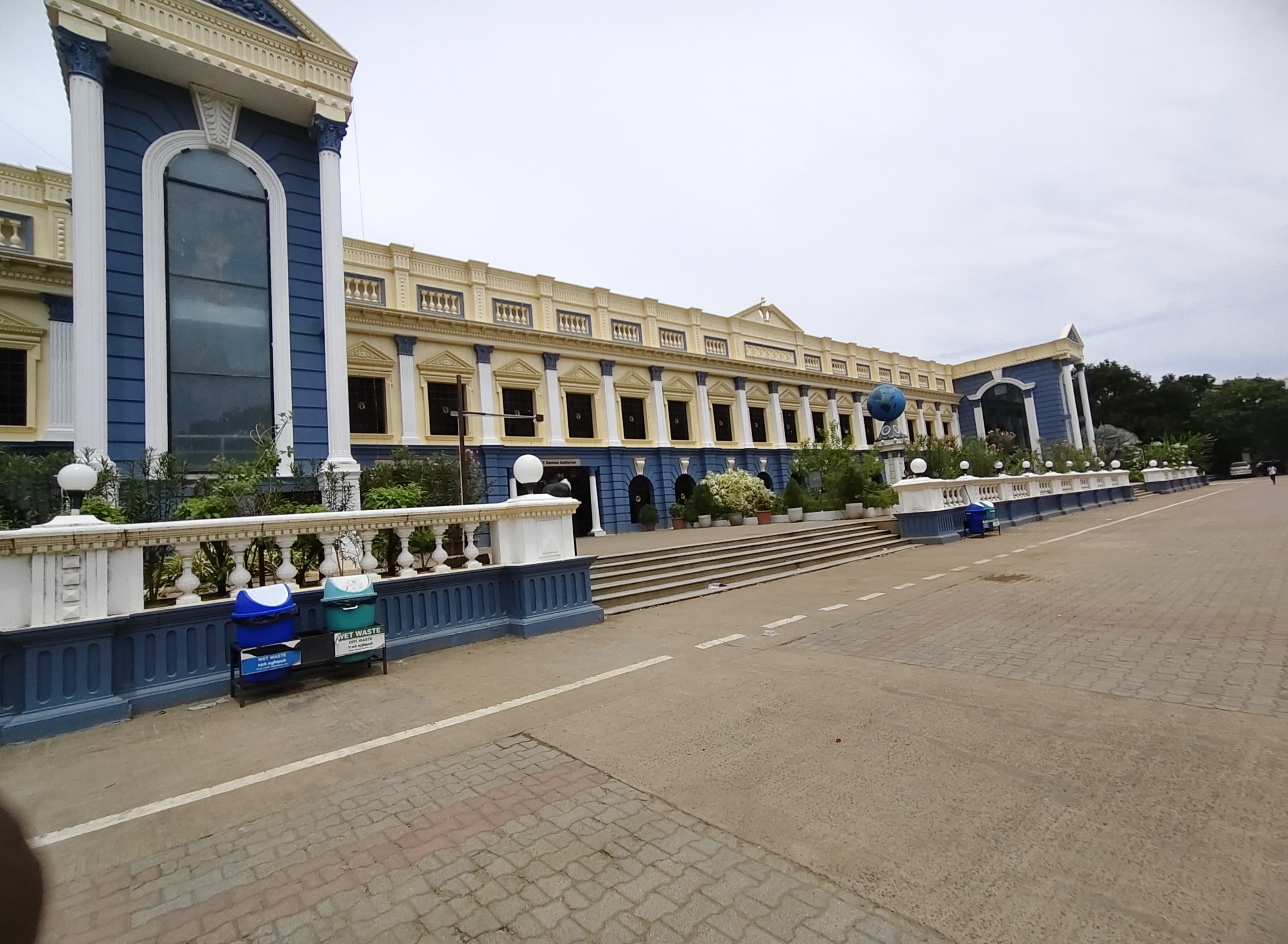 SRM University Chennai Academic Block- Main Building media (10) by 1770043255_IMG_20251008_222353.jpg