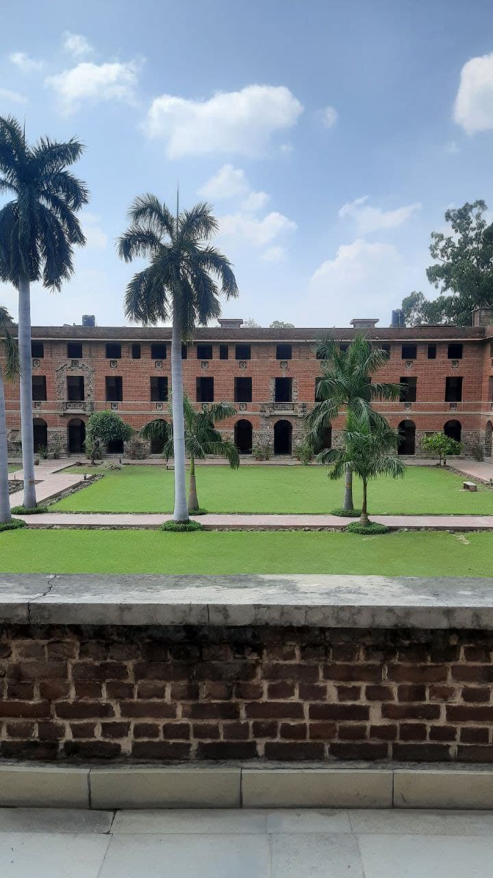 Miranda House Academic Block-  Main Building media (10) by 1770043796_CopyofIMG_20251001_104932_298-Anjali.jpg