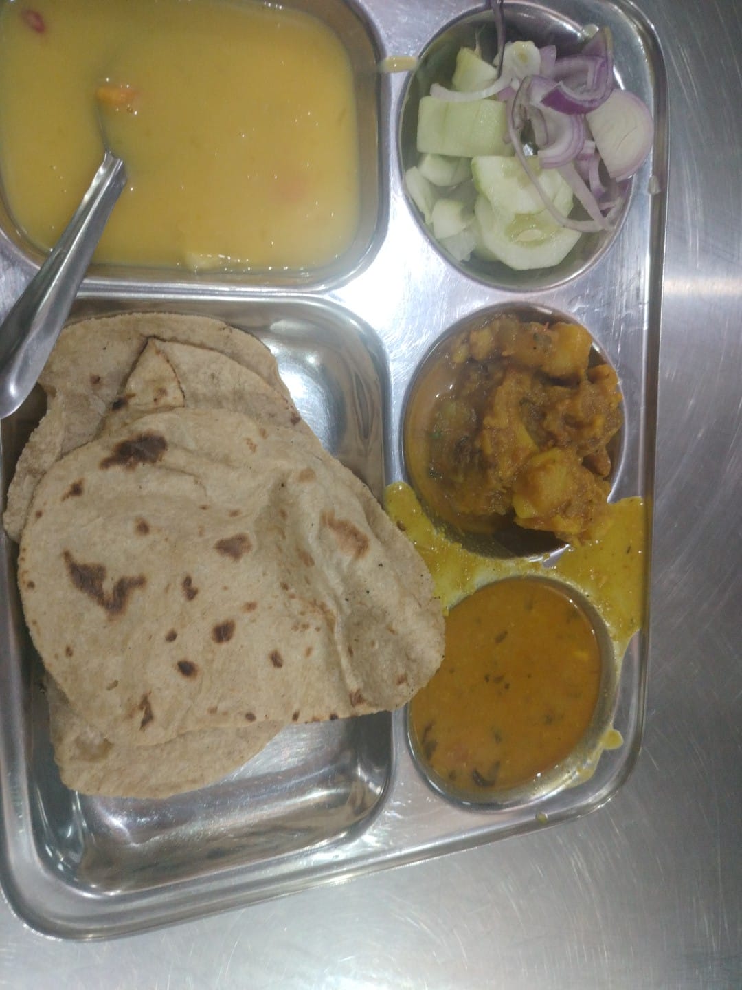 IIMT Greater Noida Hostel Mess Food media (13) by 1770044464_messfood.jpg