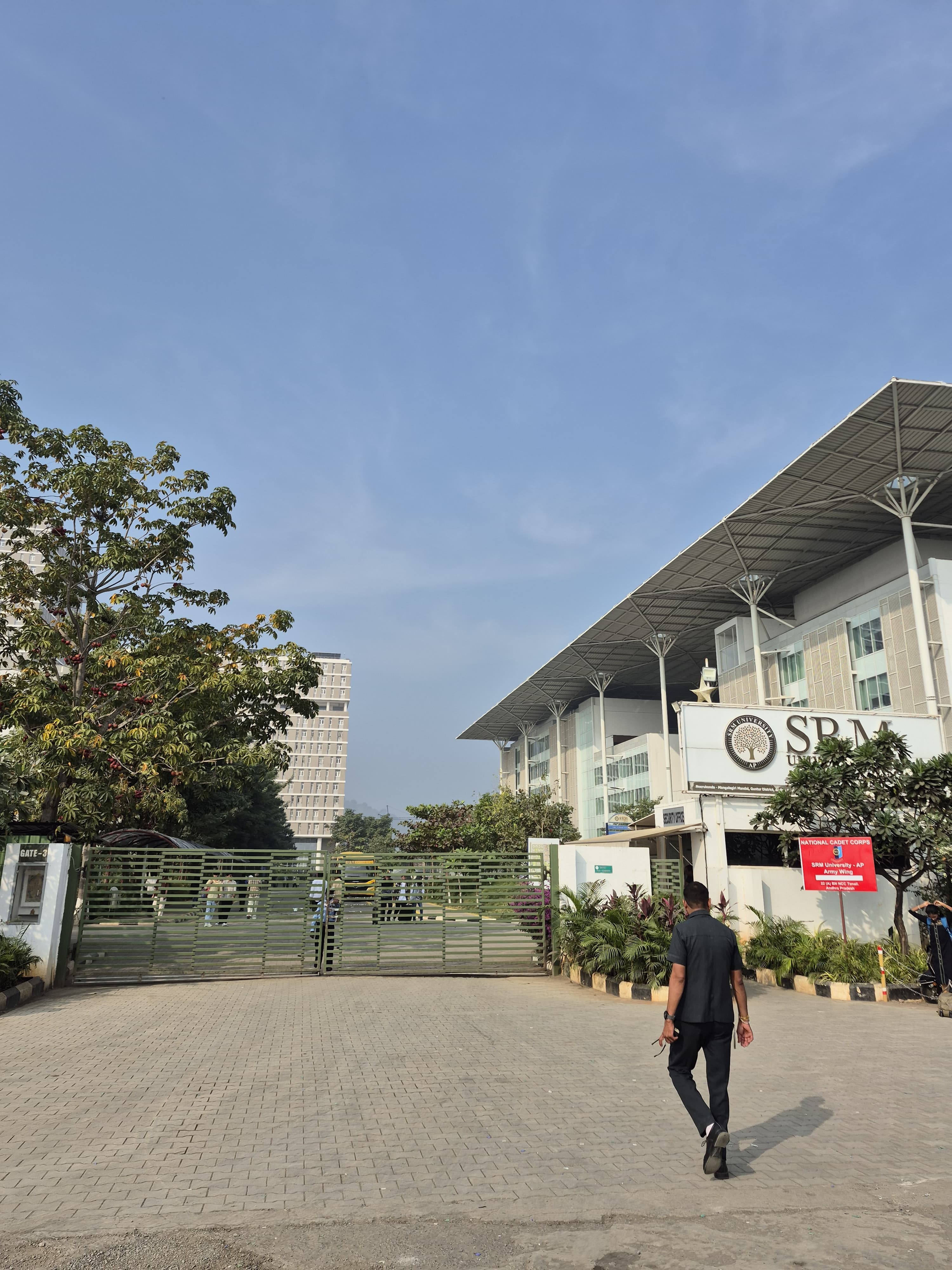 SRM University Amaravathi Main Entrance View media (2) by 1770044472_Entrance.jpeg