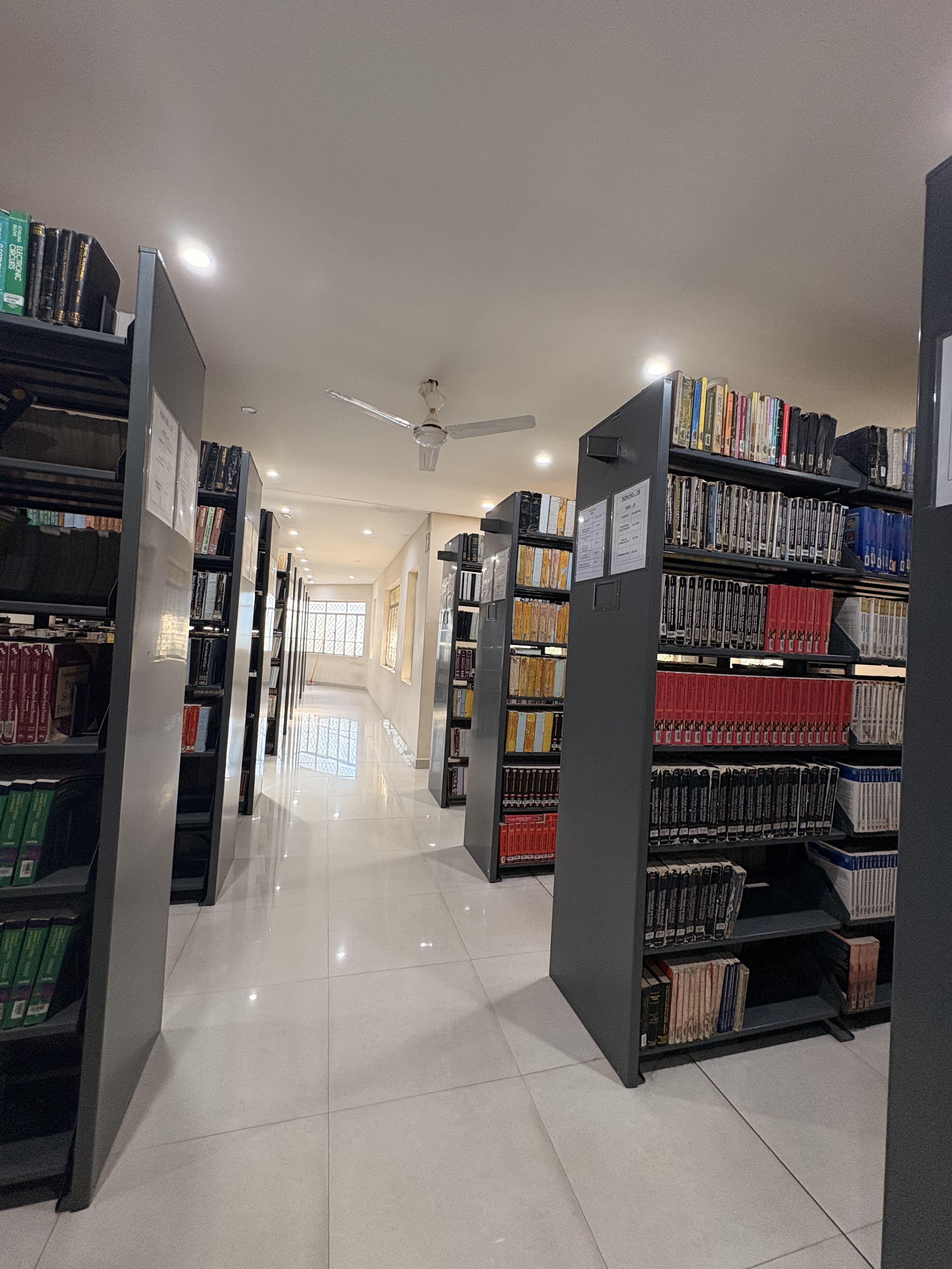 Ramdeobaba University Library media (3) by 1770114357_LIBRARY.HEIC
