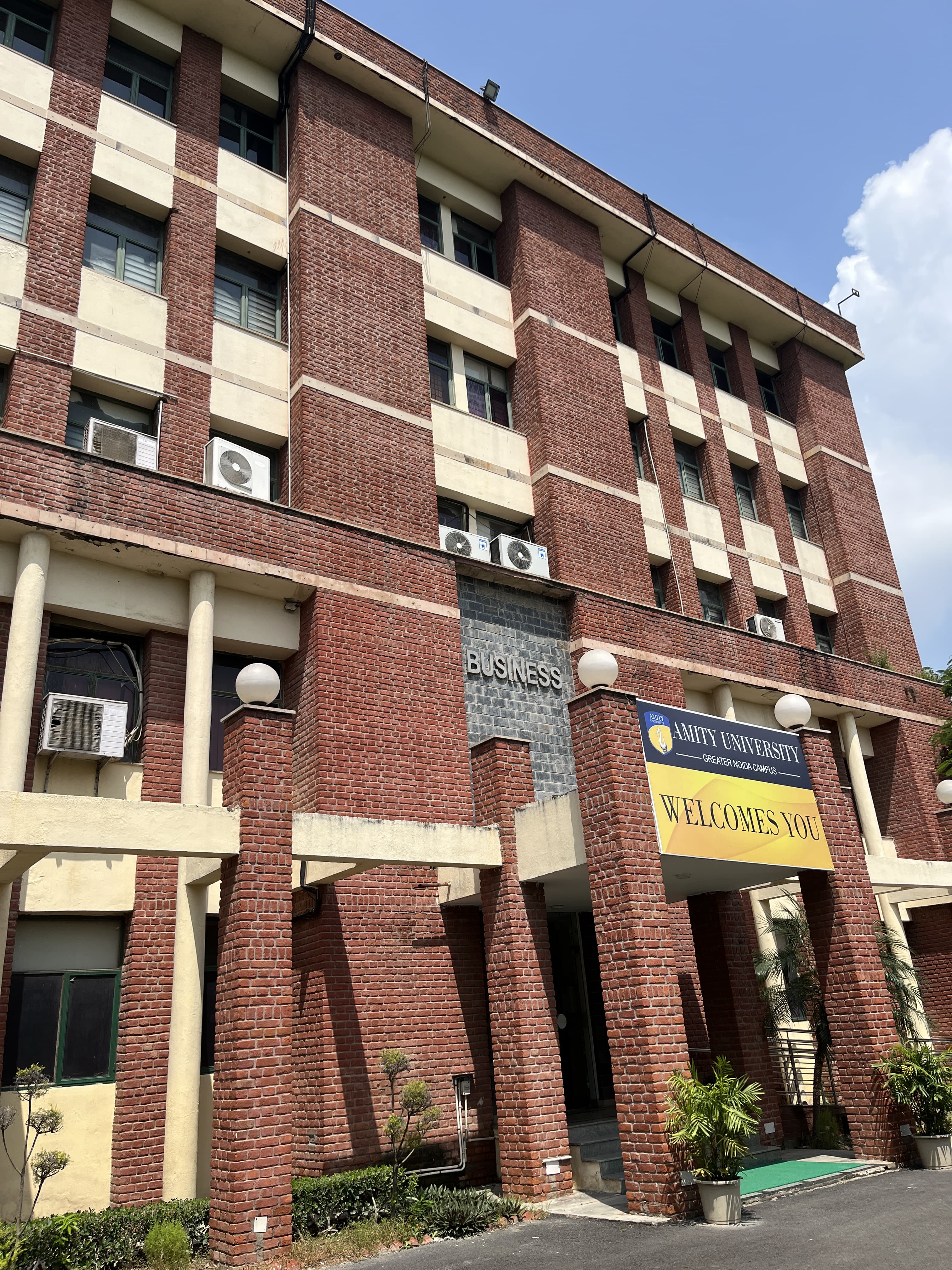 Amity University Greater Noida Academic Block- Main Building media (10) by 1770114563_AcademicBuilding2.JPG