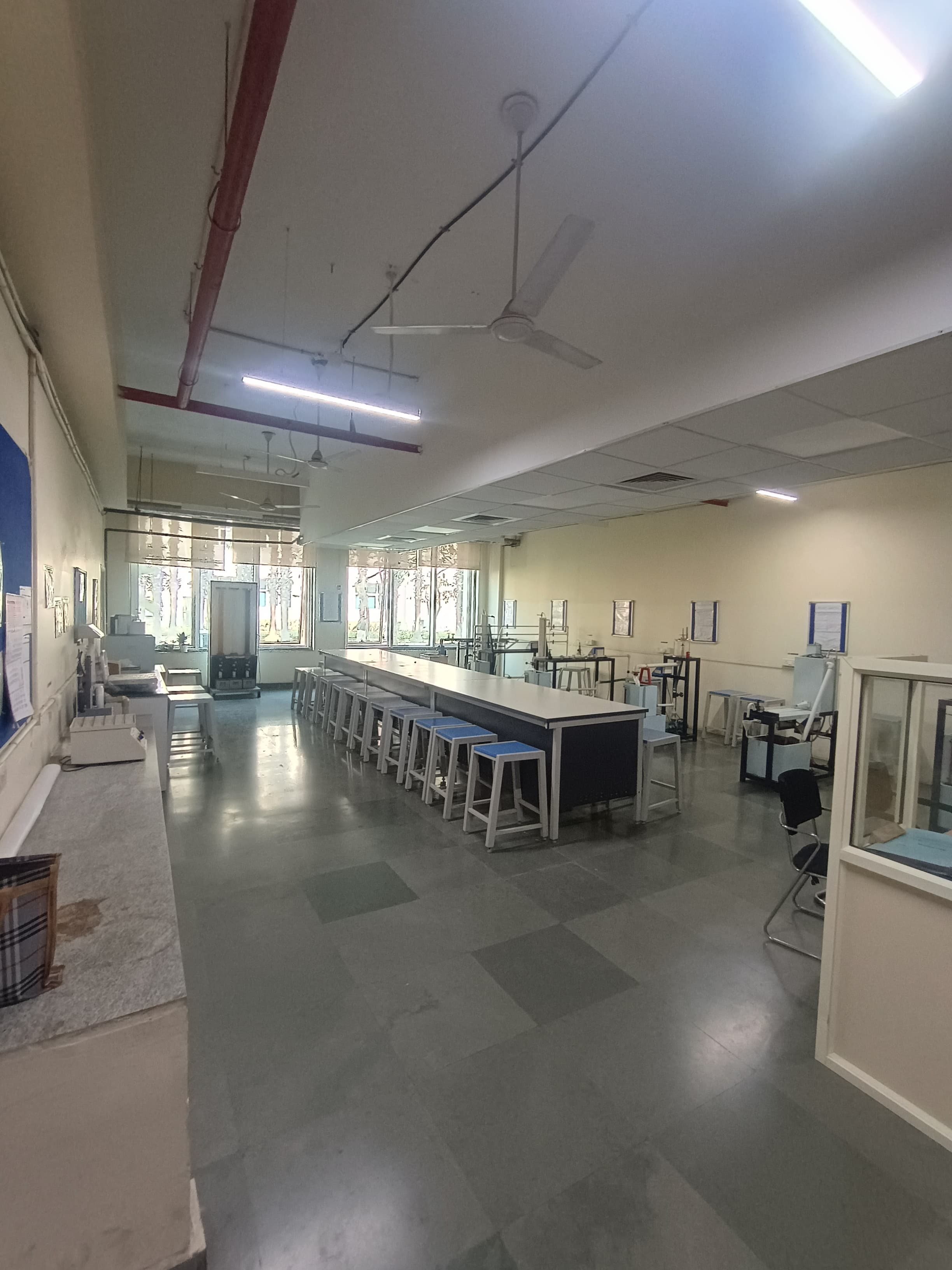SNU Noida Campus Labs media (5) by 1770827870_1000097909.jpg