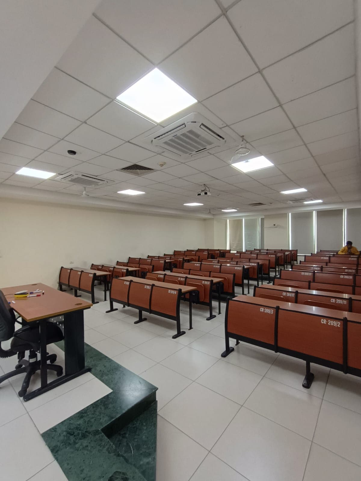 SNU Noida Classroom media (1) by 1770968637_WhatsAppImage2026-02-13at12.27.40.jpeg