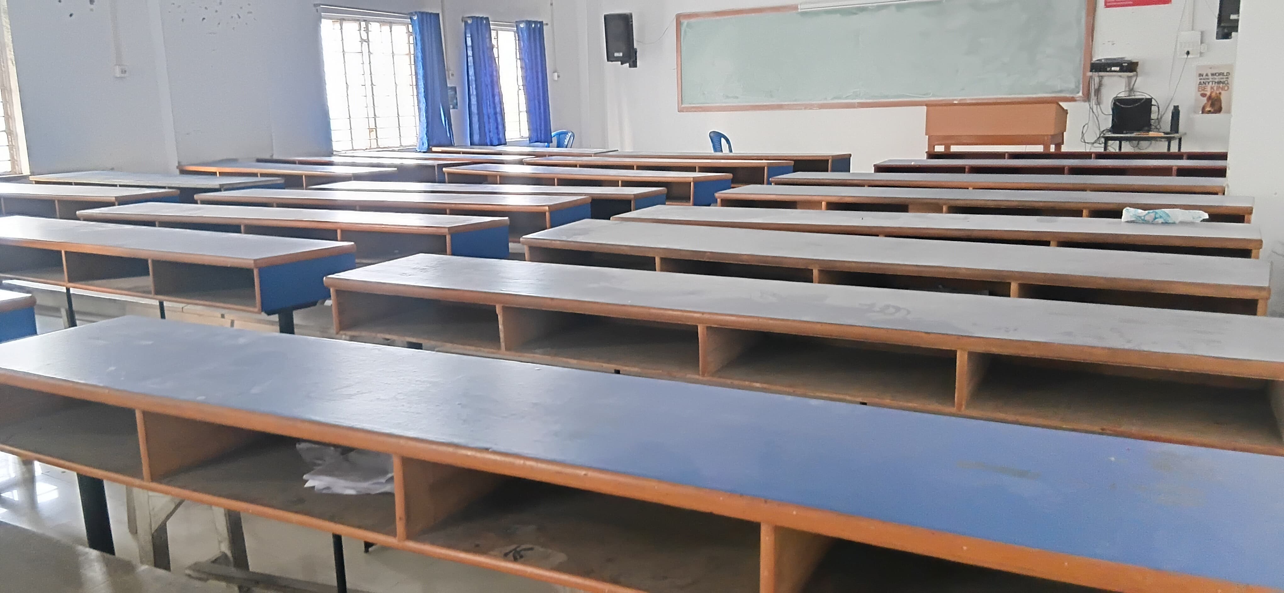 UEM Kolkata Classroom media (15) by 1771589172_1000203626.jpg