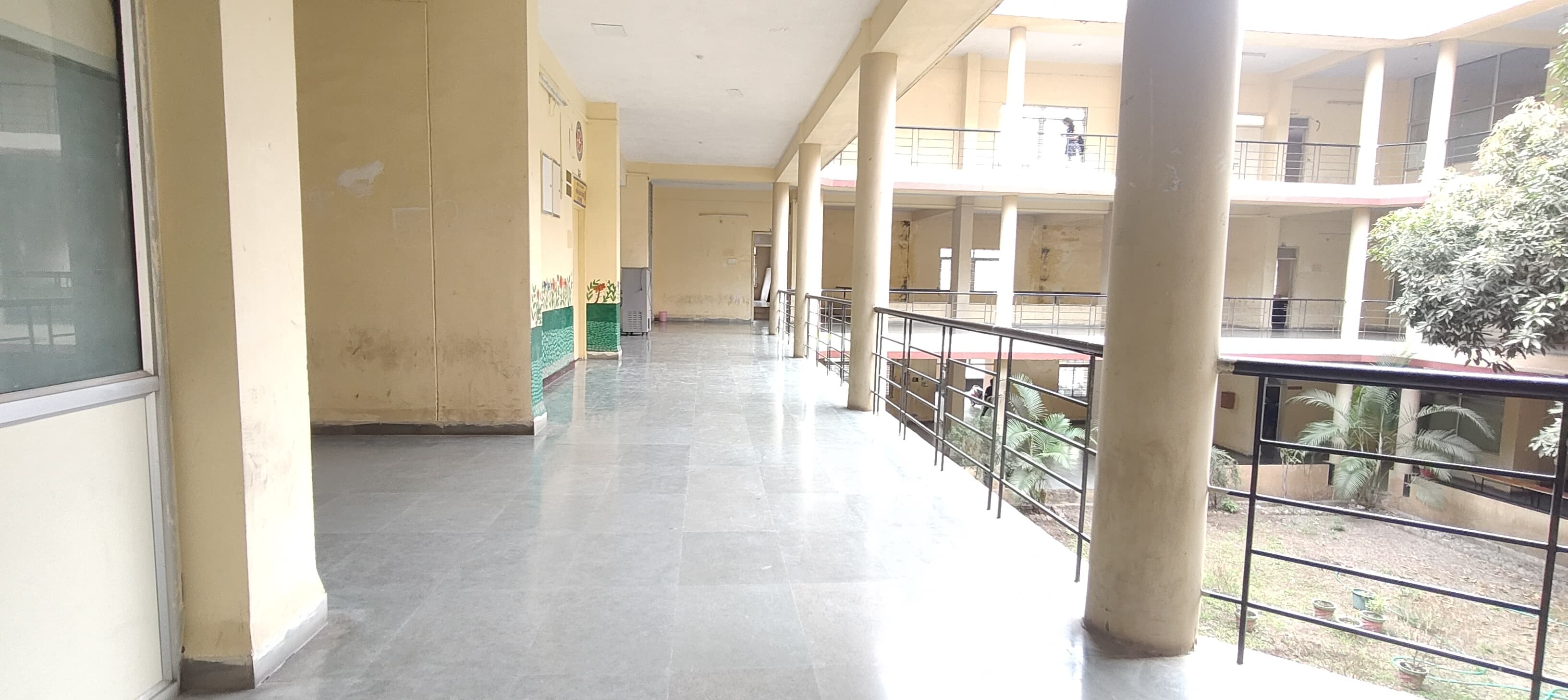 IET DAVV Campus Corridors media (11) by 1771922950_1000179328.jpg