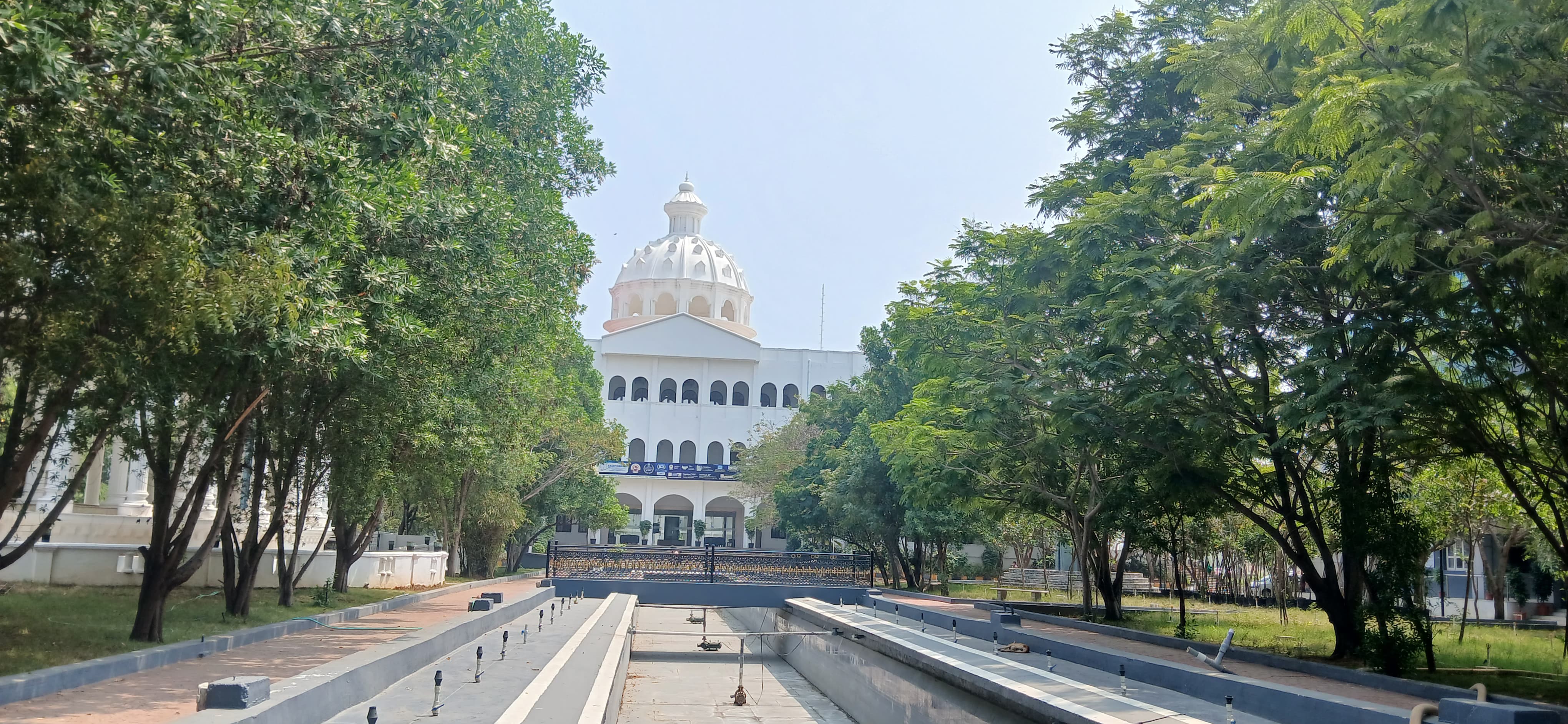 Sathyabama Institute of Science and Technology Academic Block/ Main Building media (11) by 1772718835_1000047947.heic