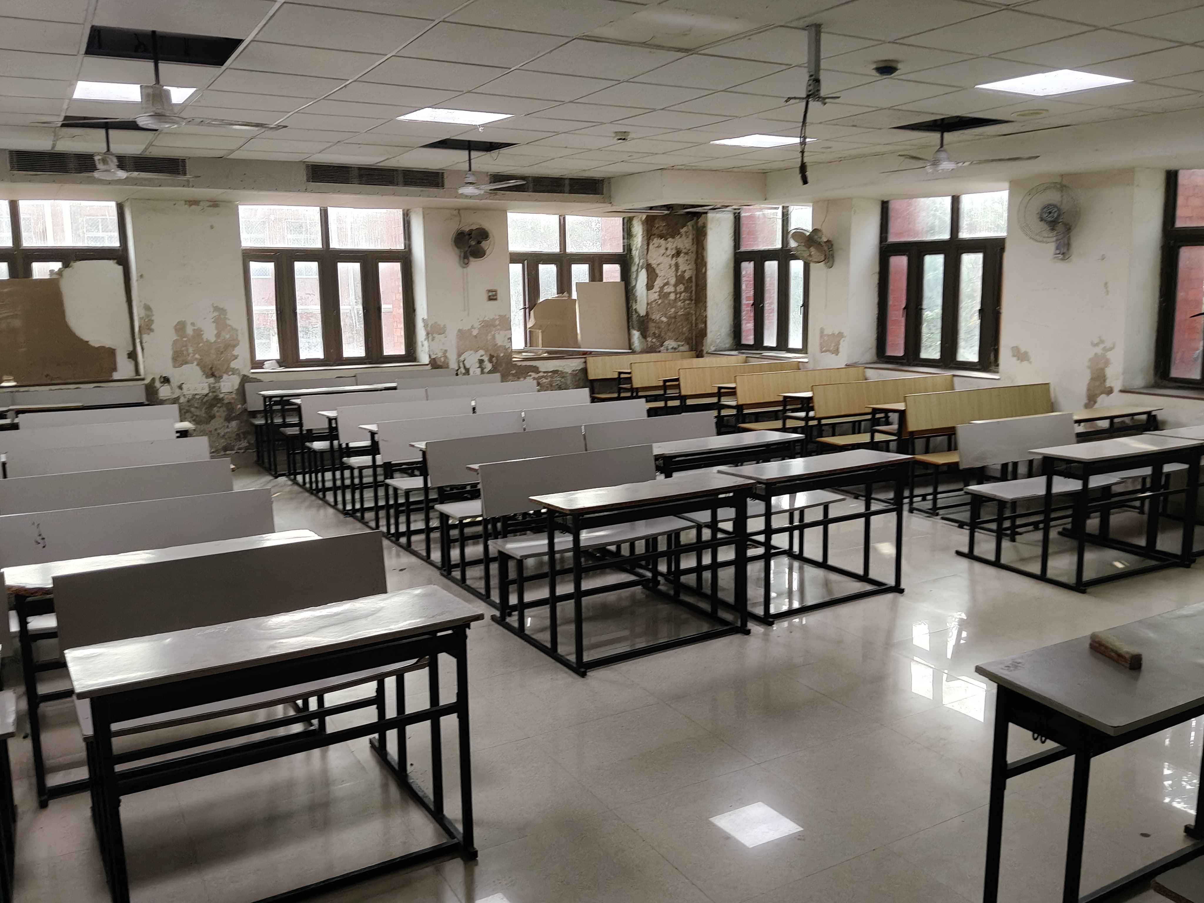 NIT Patna Classroom media (6) by 1773053990_b8cfe132-7ff0-4b9d-b07b-7762b54c188b.jpg