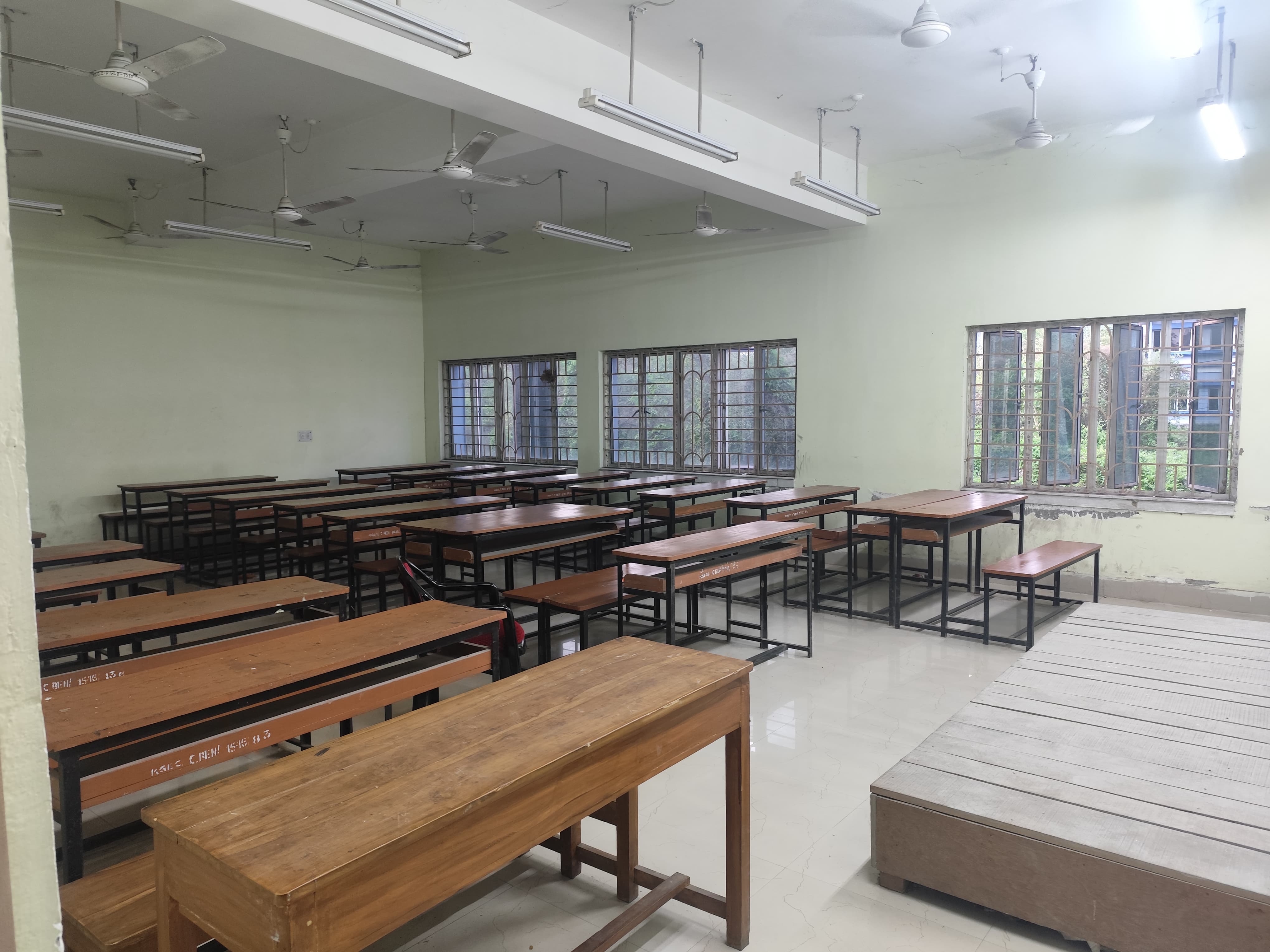 KGEC Kalyani Classroom media (11) by 1776152496_1000287716.jpg