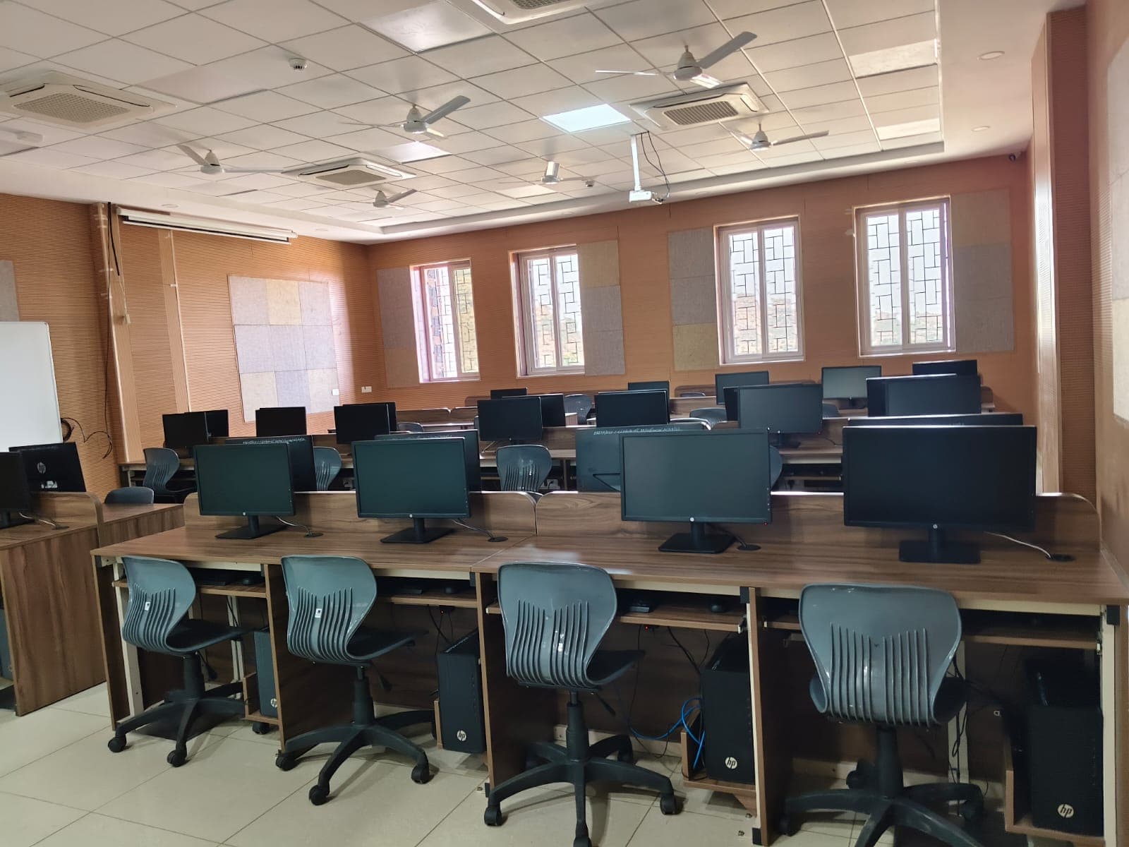 IIIT Pune Campus Labs media (12) by 1776841642_WhatsAppImage2026-04-20at5.45.11PM.jpeg