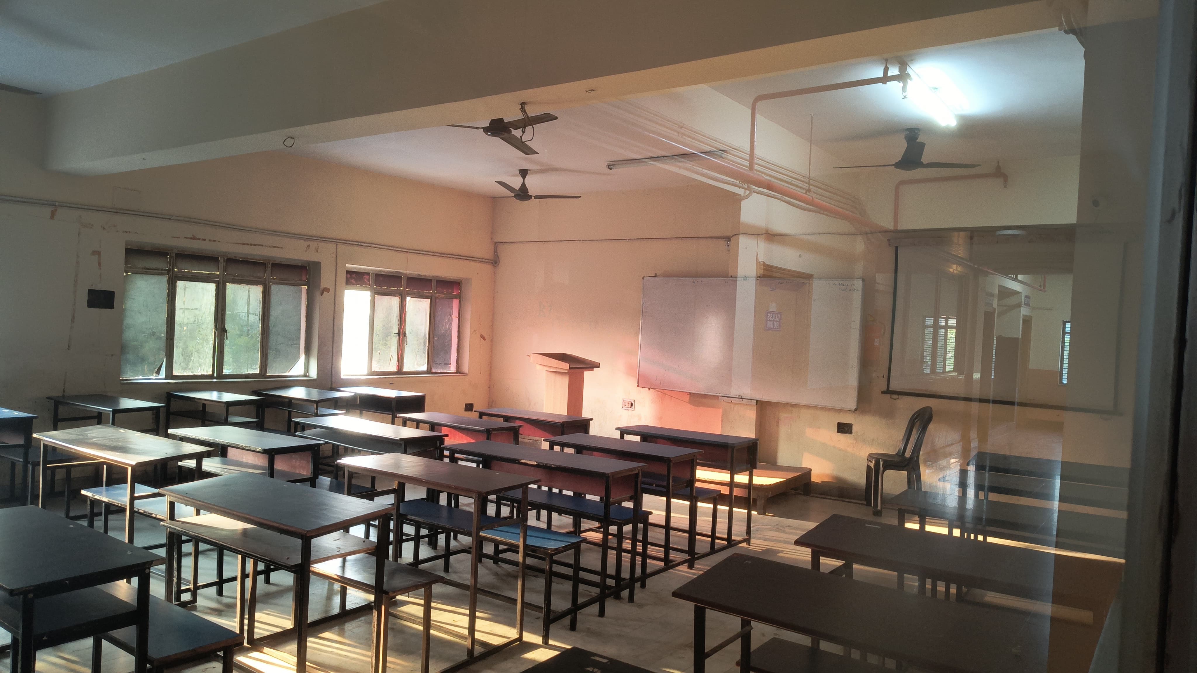 Techno Main Salt Lake Kolkata Classroom media (10) by 1778505322_70443.jpg