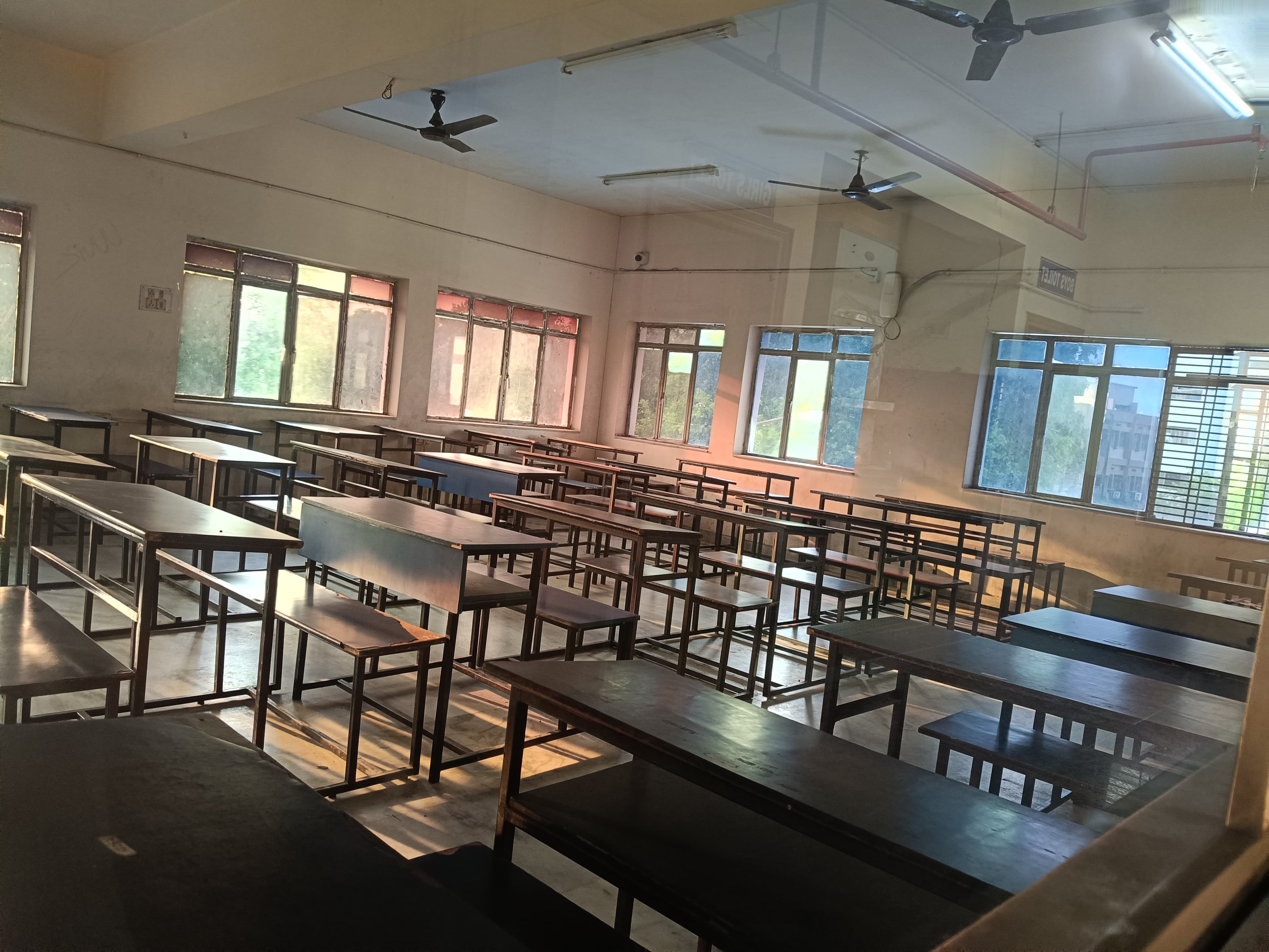 Techno Main Salt Lake Kolkata Classroom media (9) by 1778505333_70362.jpg