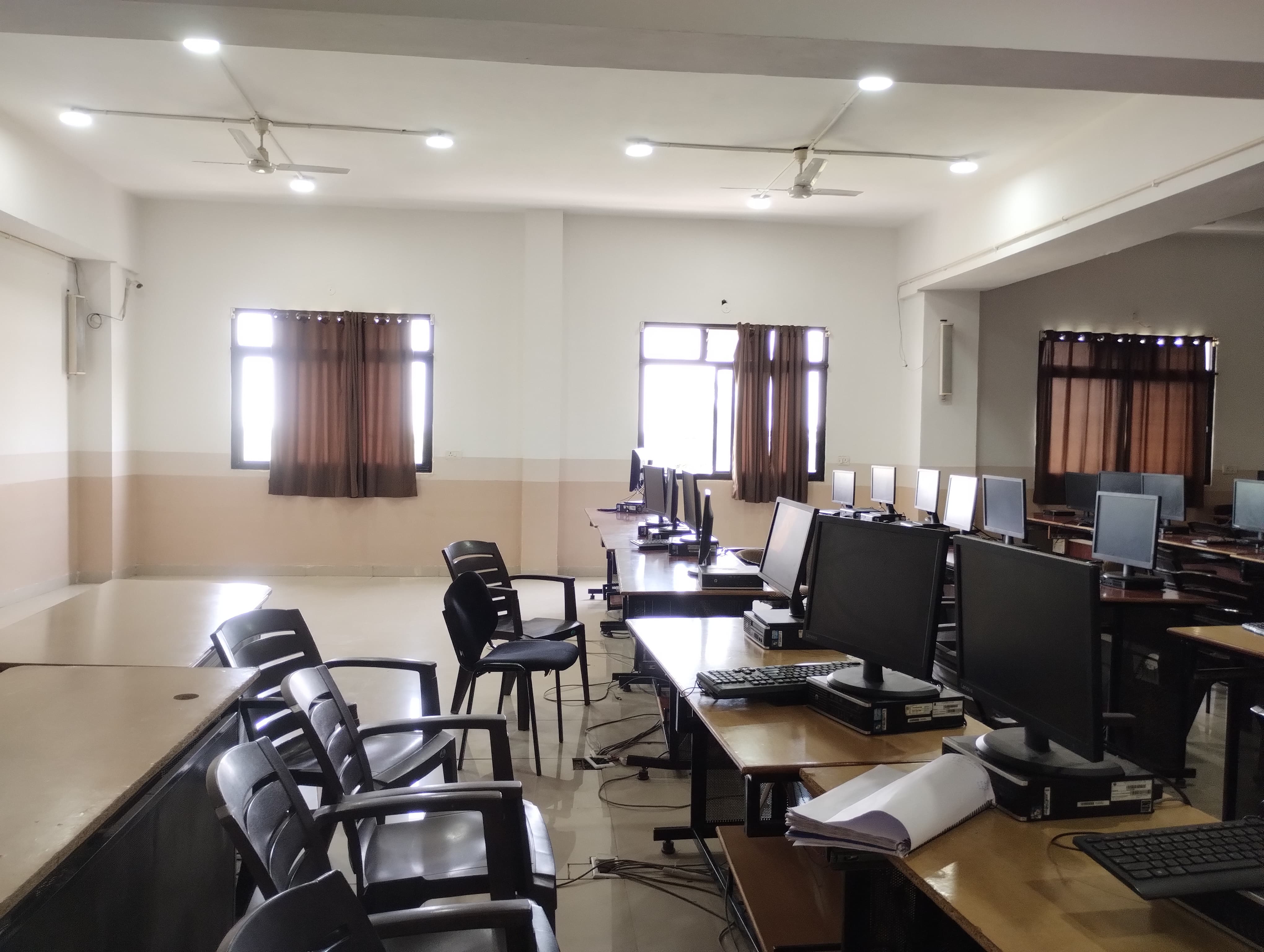 Sri Aurobindo Institute of Technology Indore Campus Labs media (8) by 1779095290_IMG_20260515_134306139.jpg